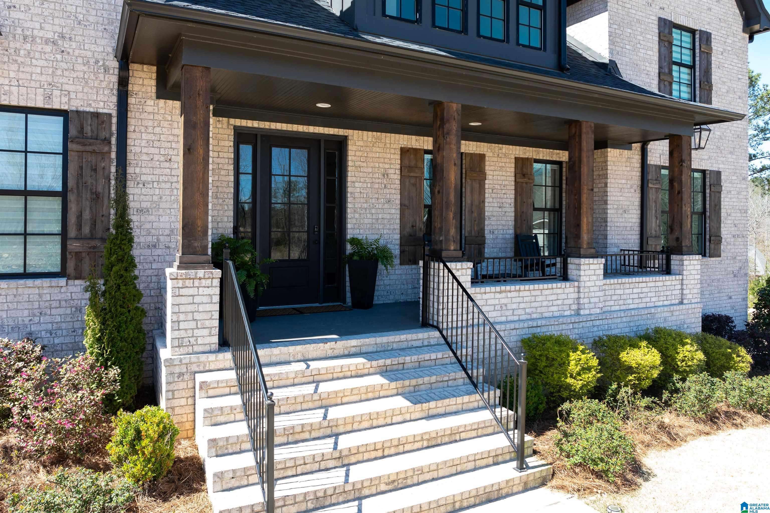Hoover, AL 35244,2040 HIGHLAND GATE WAY