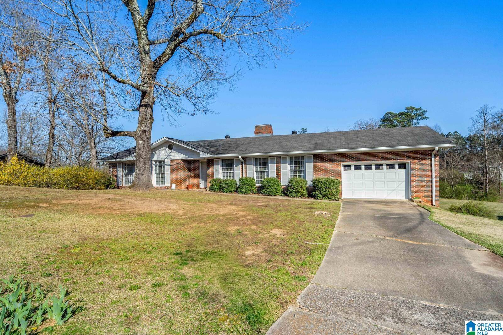 Vestavia Hills, AL 35243,3917 WOOTEN DRIVE