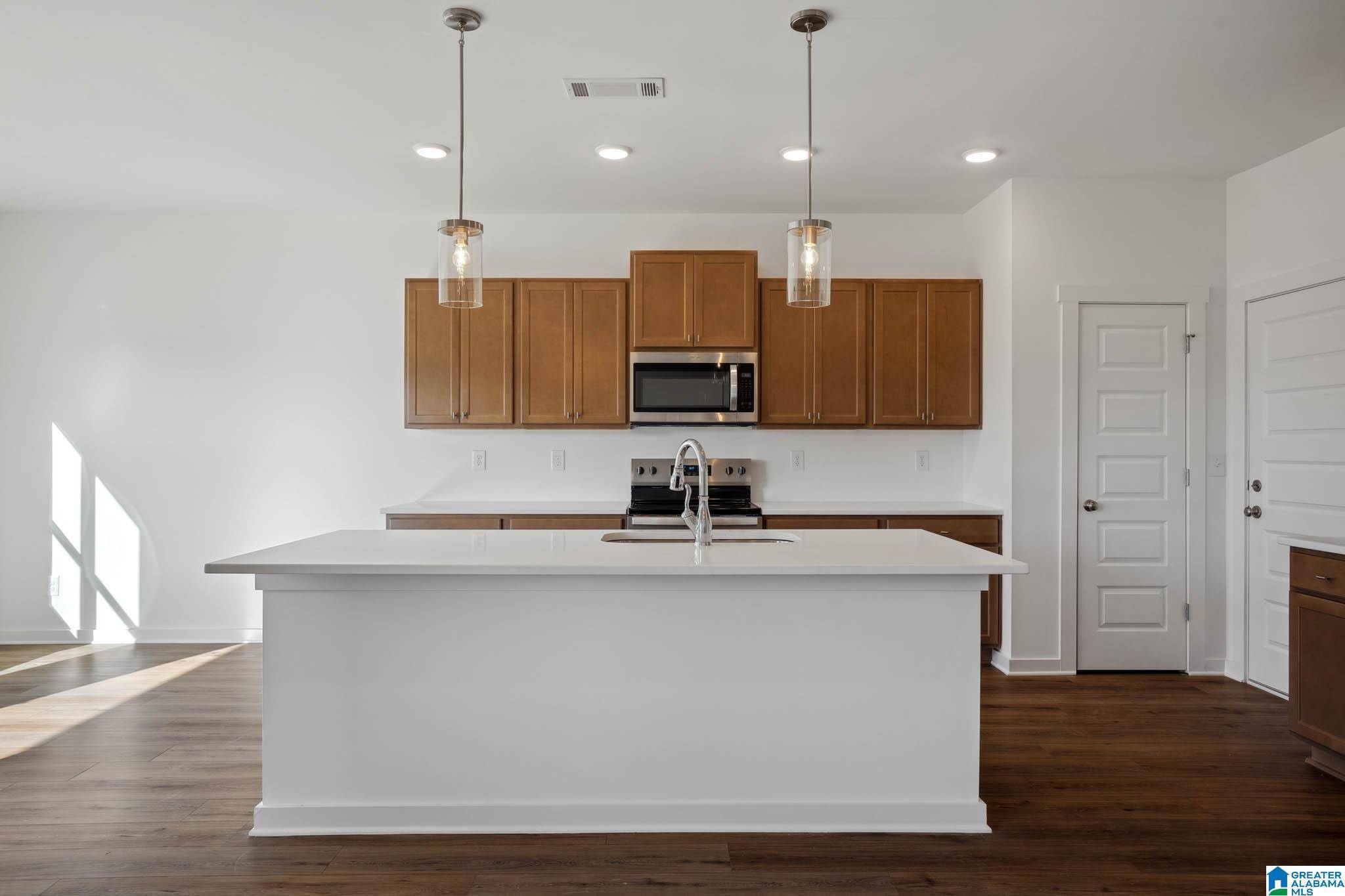 Warrior, AL 35180,9050 ROSEVILLE PLACE