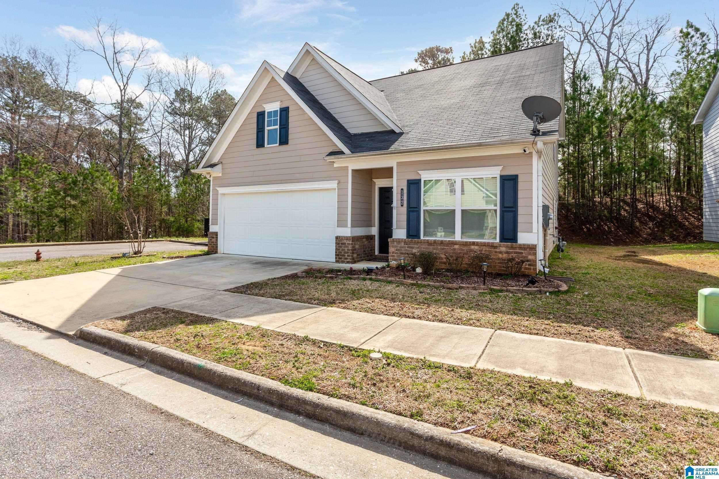 Oxford, AL 36203,132 LIGHT LANE