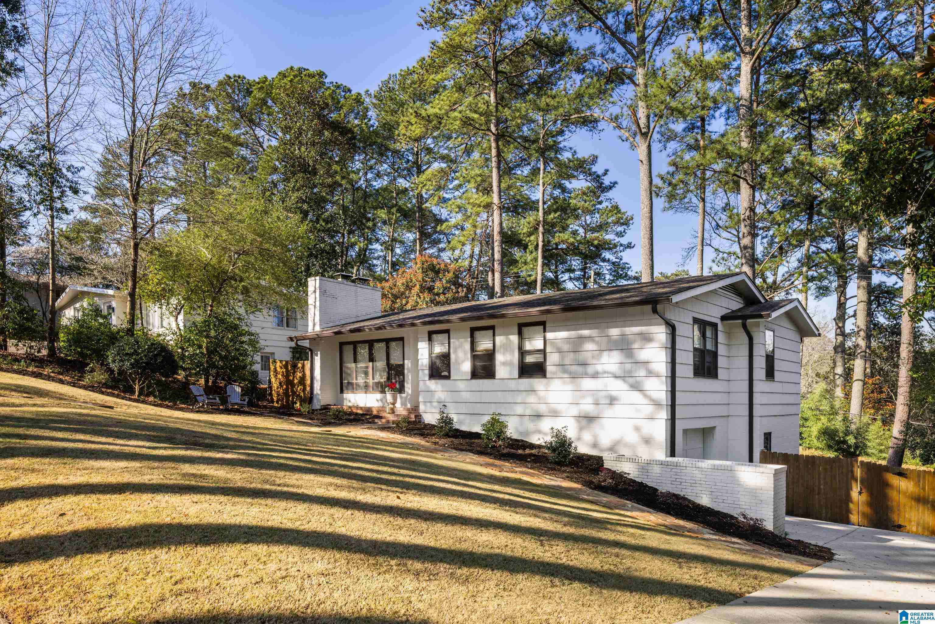 Birmingham, AL 35213,140 GLENVIEW DRIVE