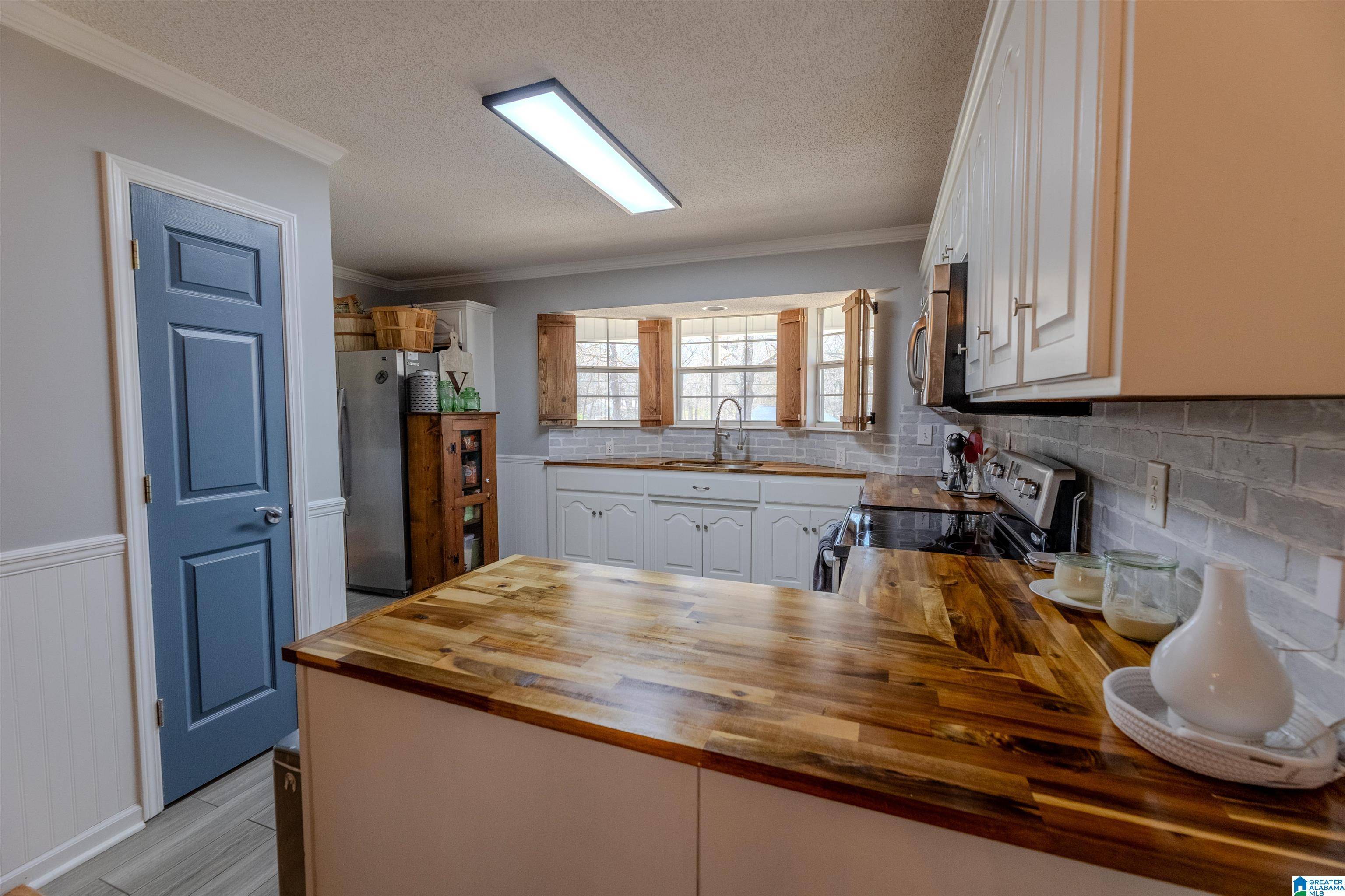 Gardendale, AL 35071,469 BAILEY LOOP ROAD