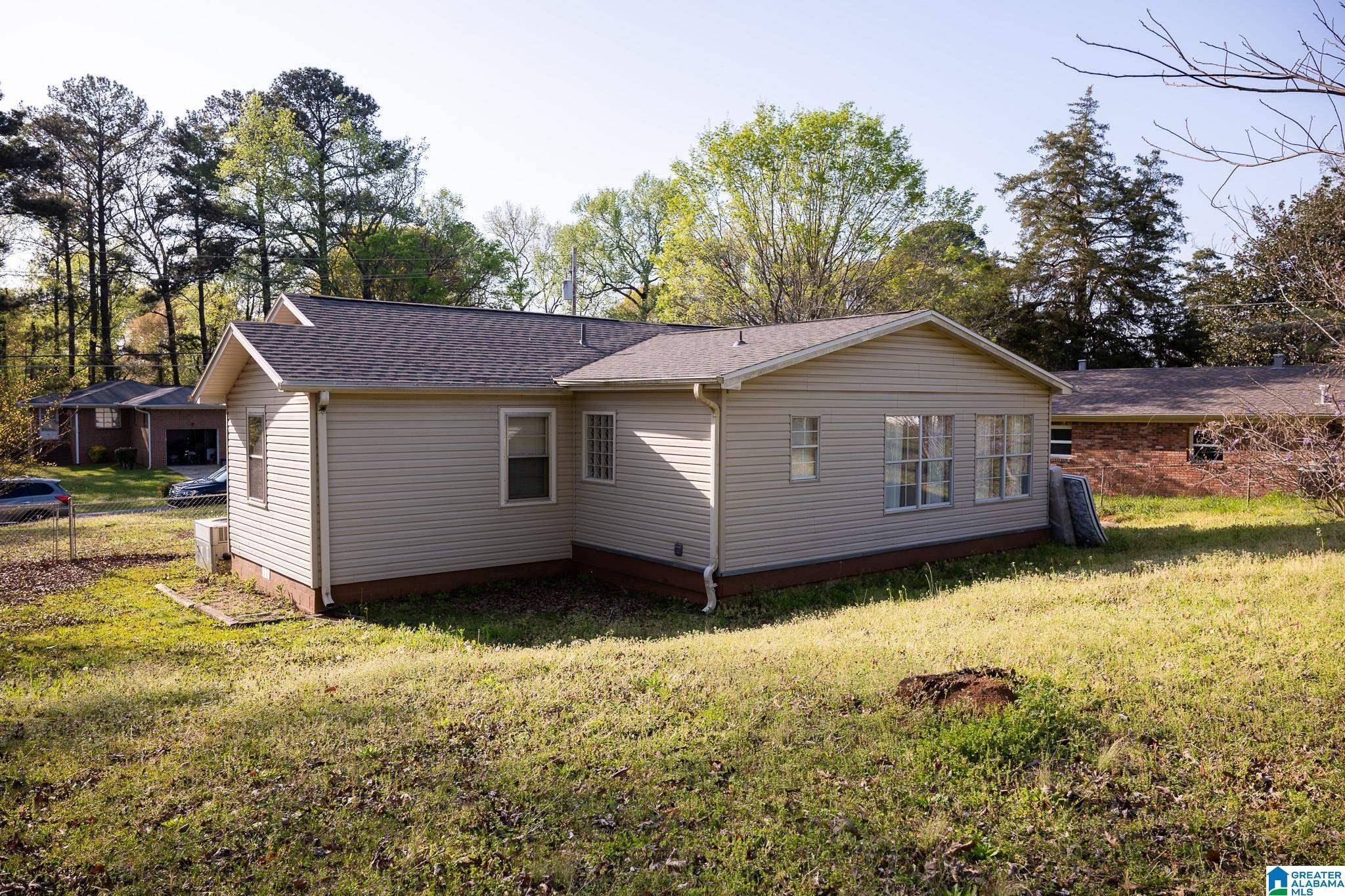 Oak Grove, AL 35127,933 9TH AVENUE