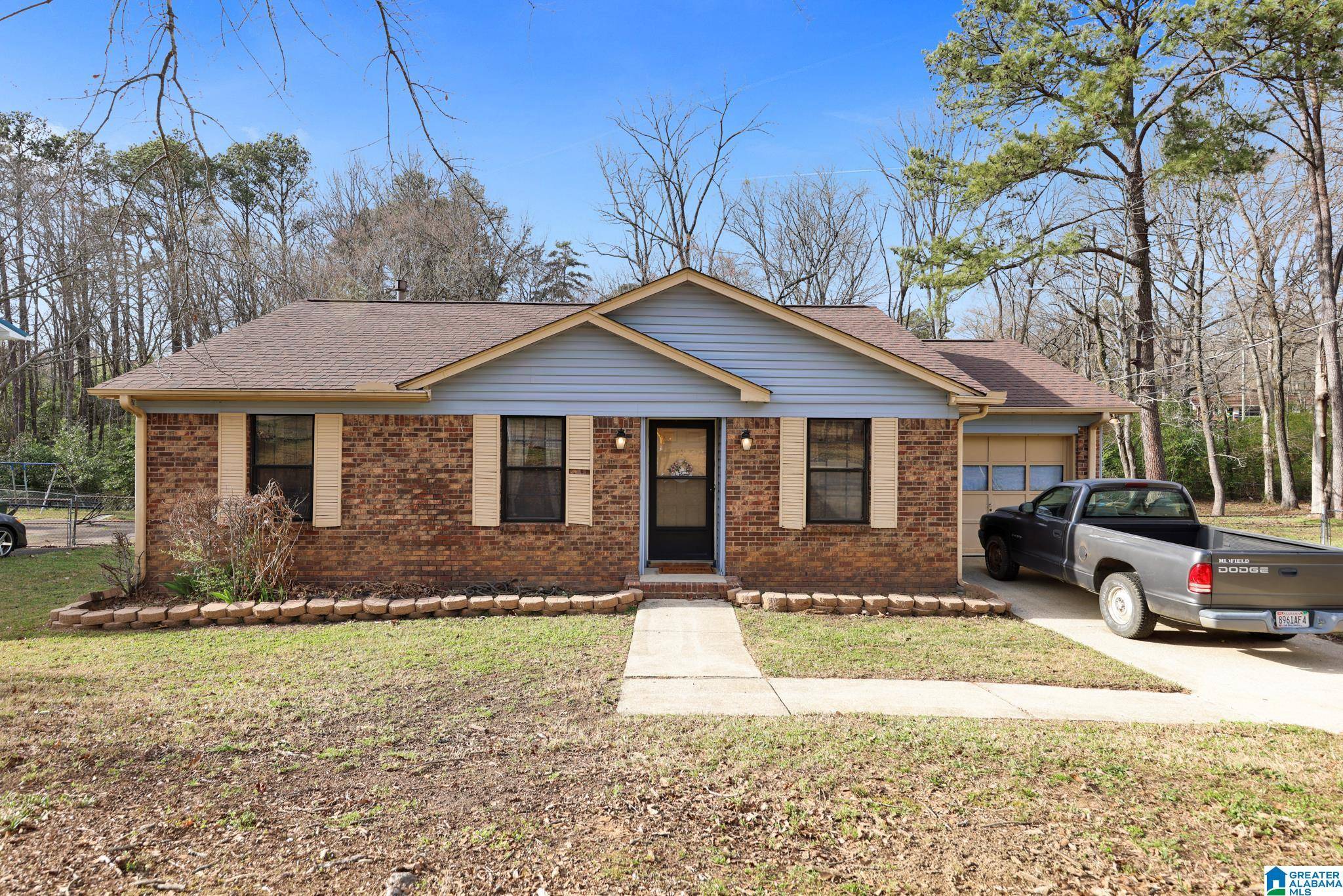 Birmingham, AL 35215,436 15TH TERRACE NW