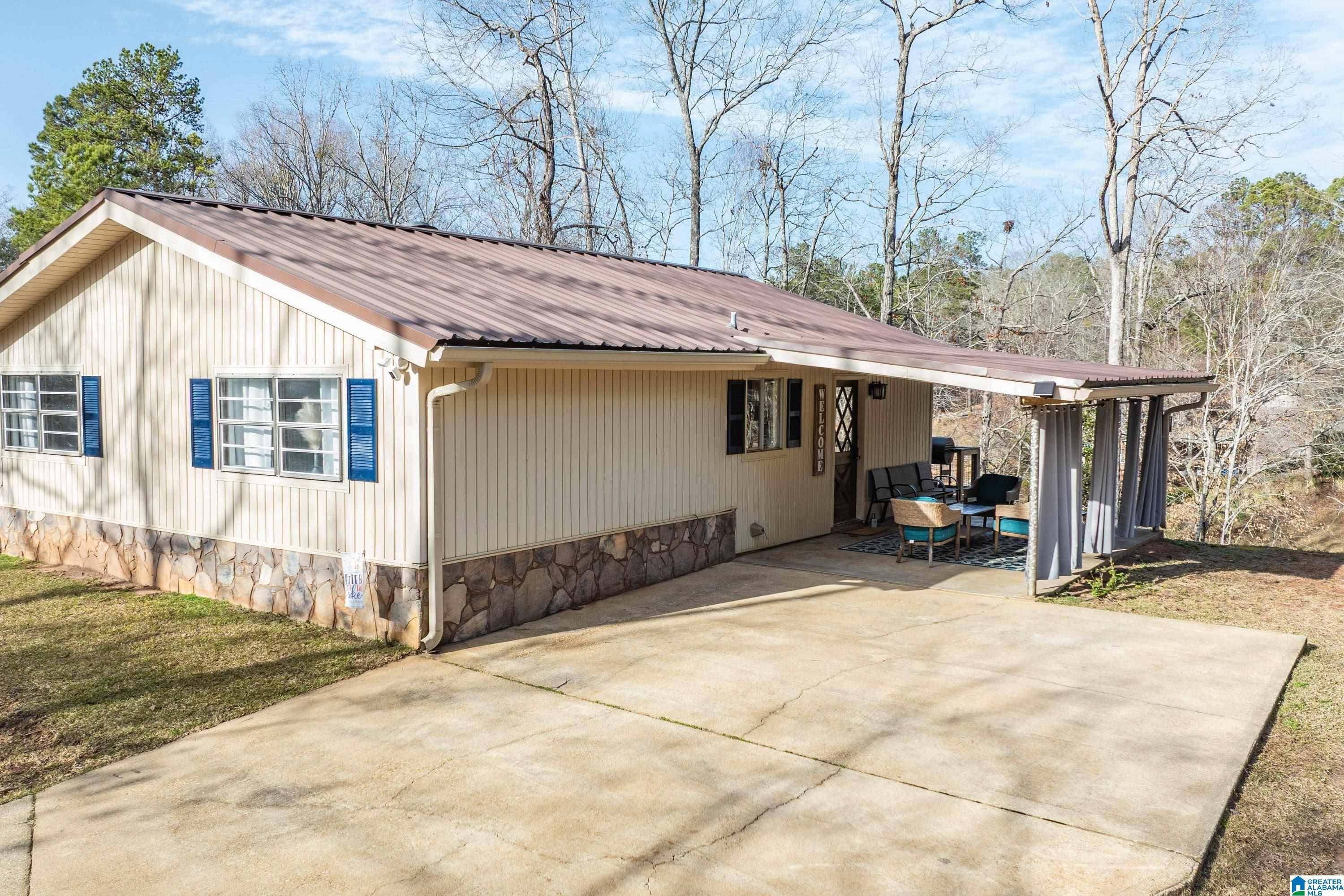 Jacksons Gap, AL 36861,502 DRIFTWOOD DRIVE
