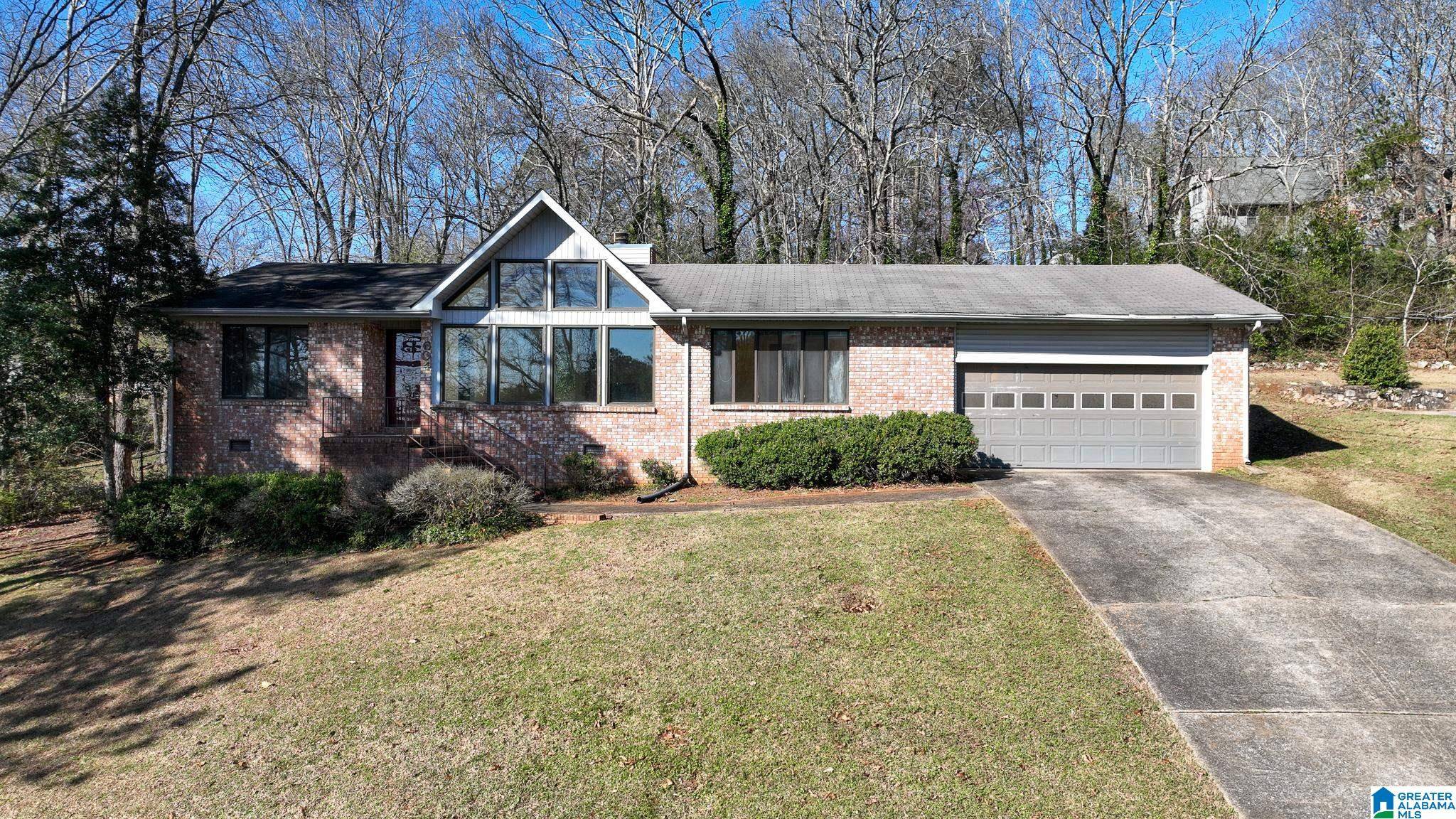 Anniston, AL 36207,604 MARY LANE