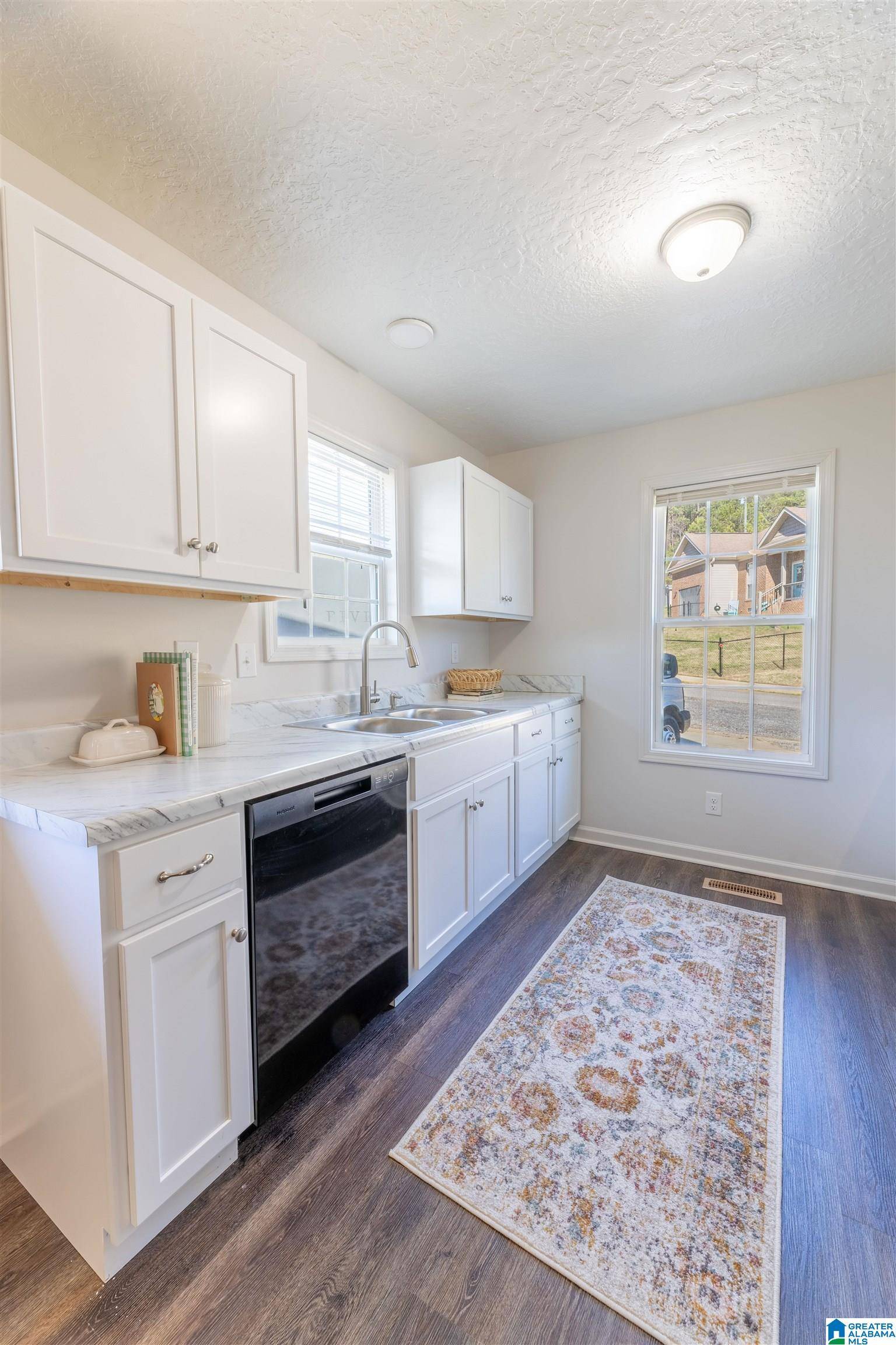 Oxford, AL 36203,11 HICKORY HILLS CIRCLE