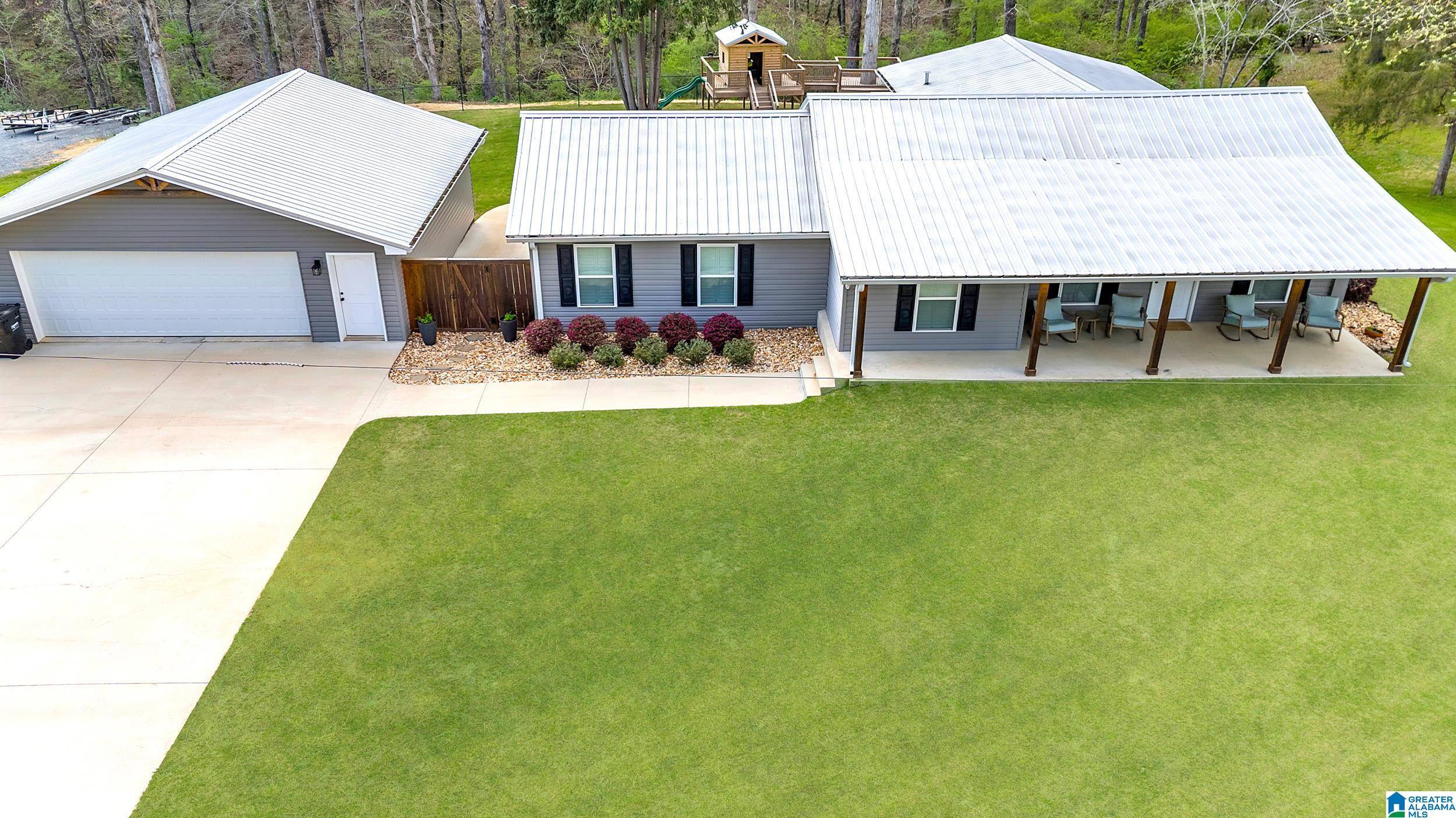 Bessemer, AL 35023,2365 JIM RANEY LANE