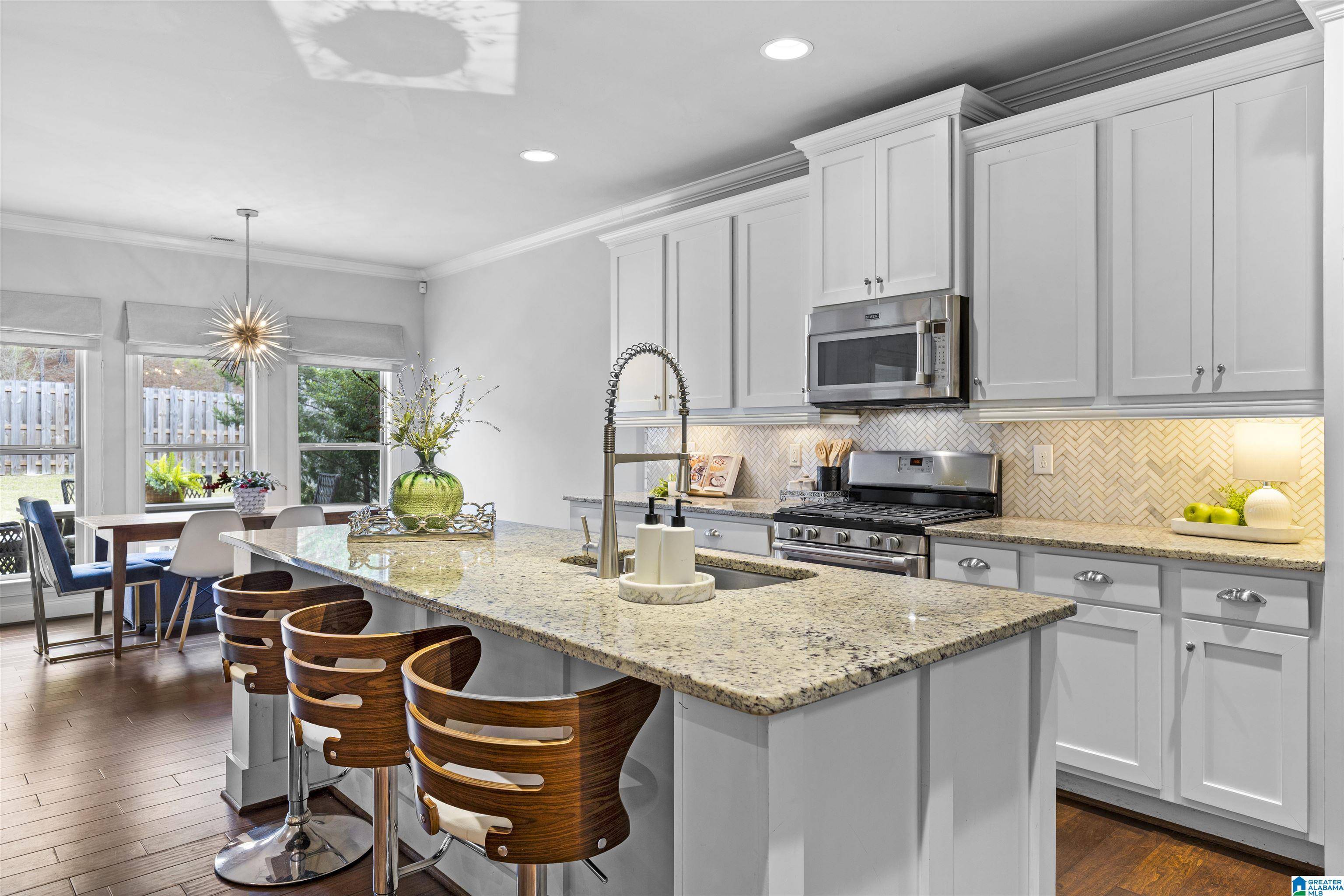 Pelham, AL 35124,330 STRATHAVEN CIRCLE
