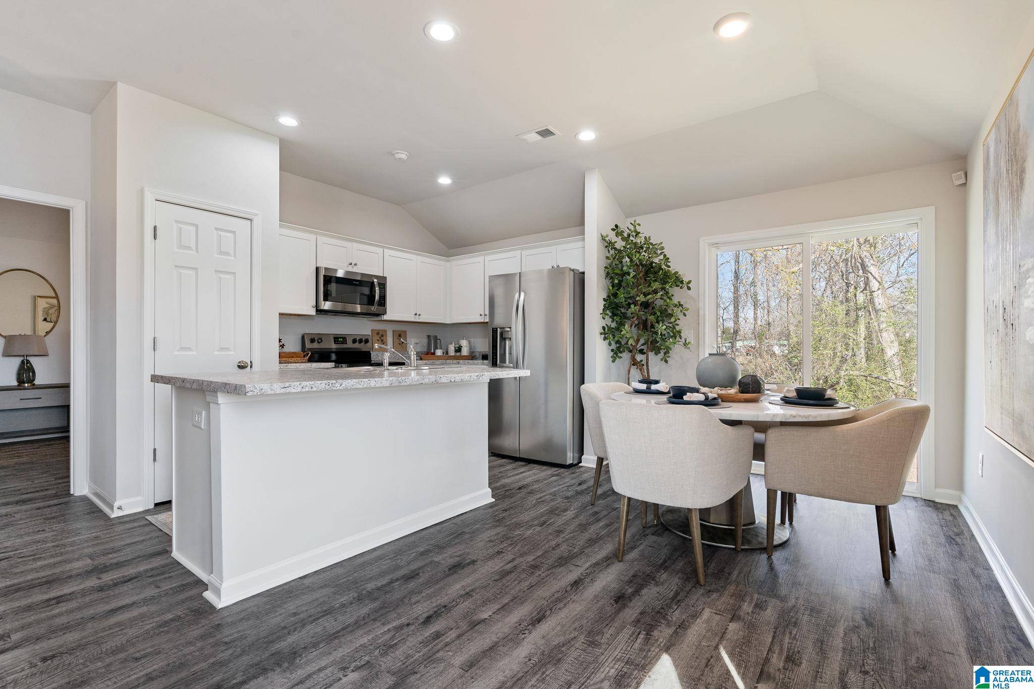 Munford, AL 36268,79 BOW COURT