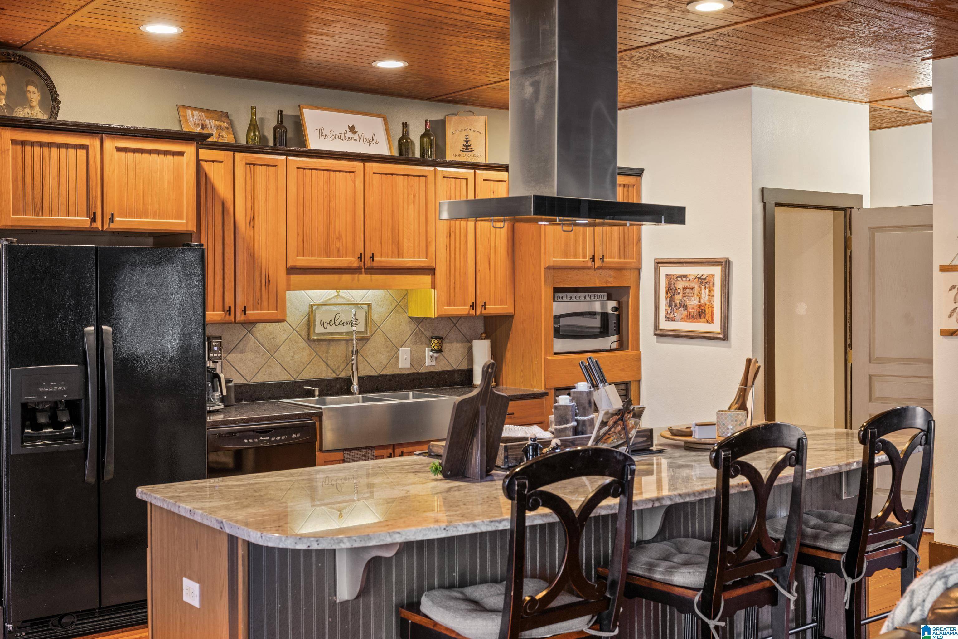 Columbiana, AL 35051,427 PERKINS LANDING COVE