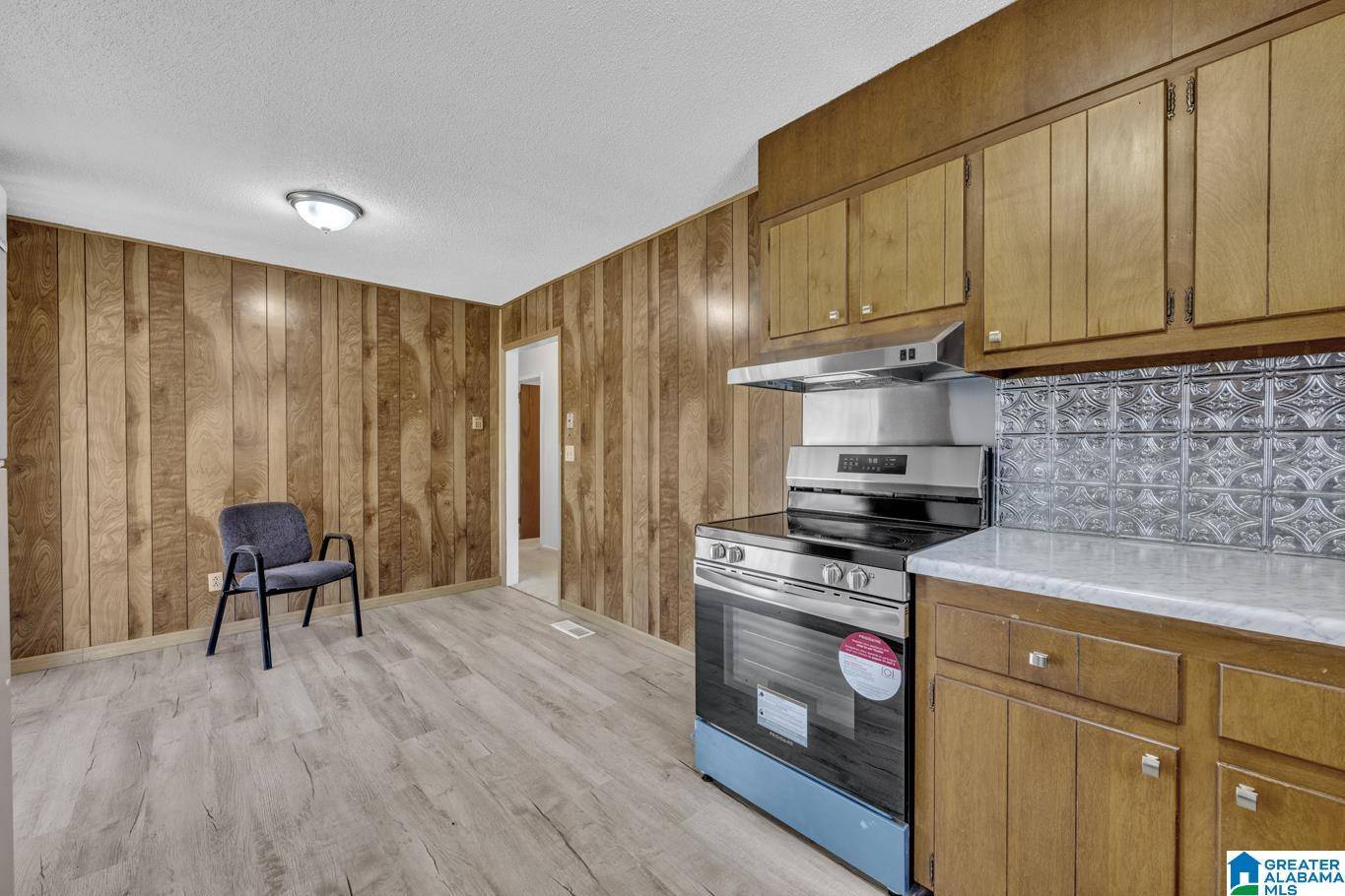 Graysville, AL 35073,605 WINDSOR DRIVE