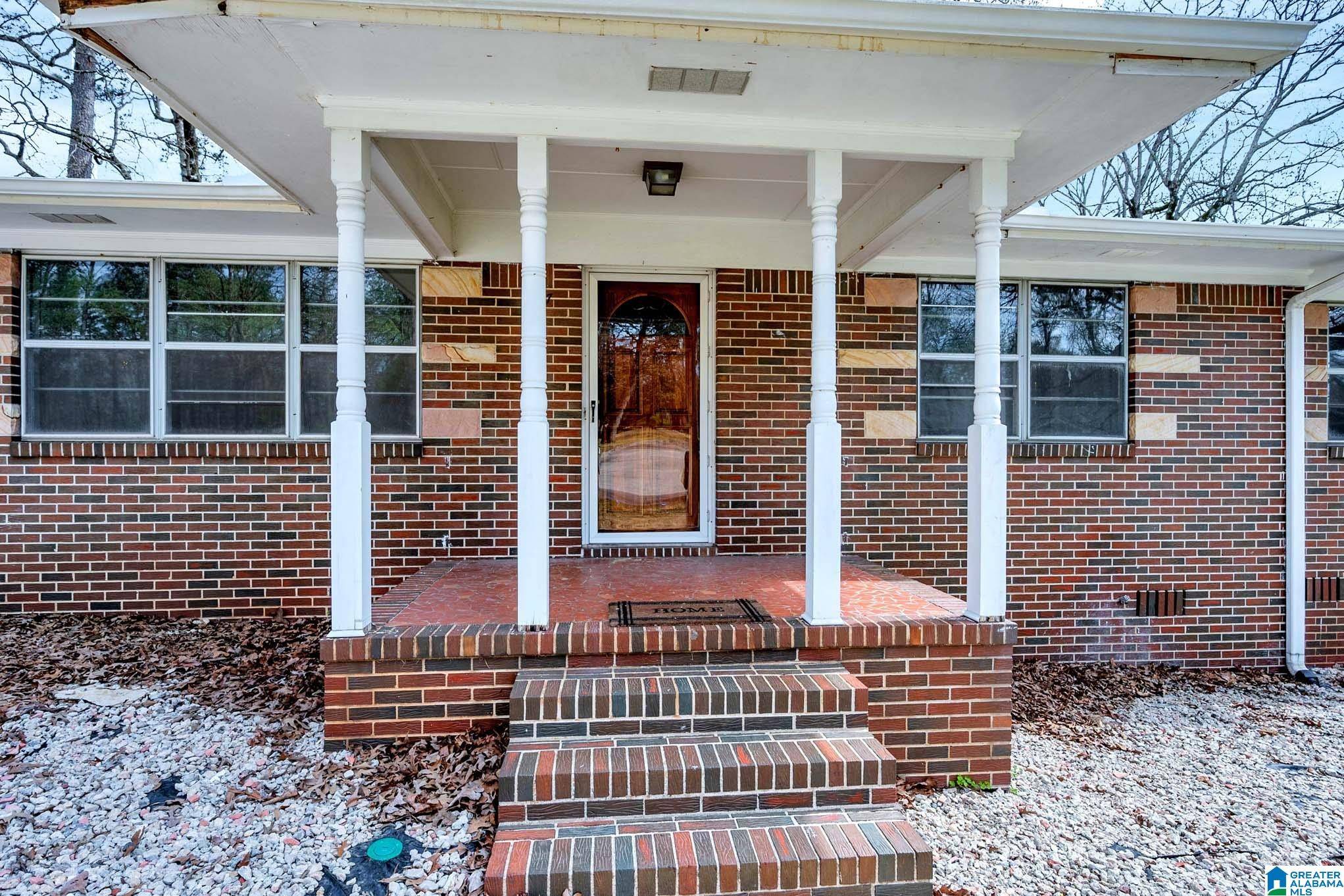 Bessemer, AL 35022,817 MILGRAY LANE