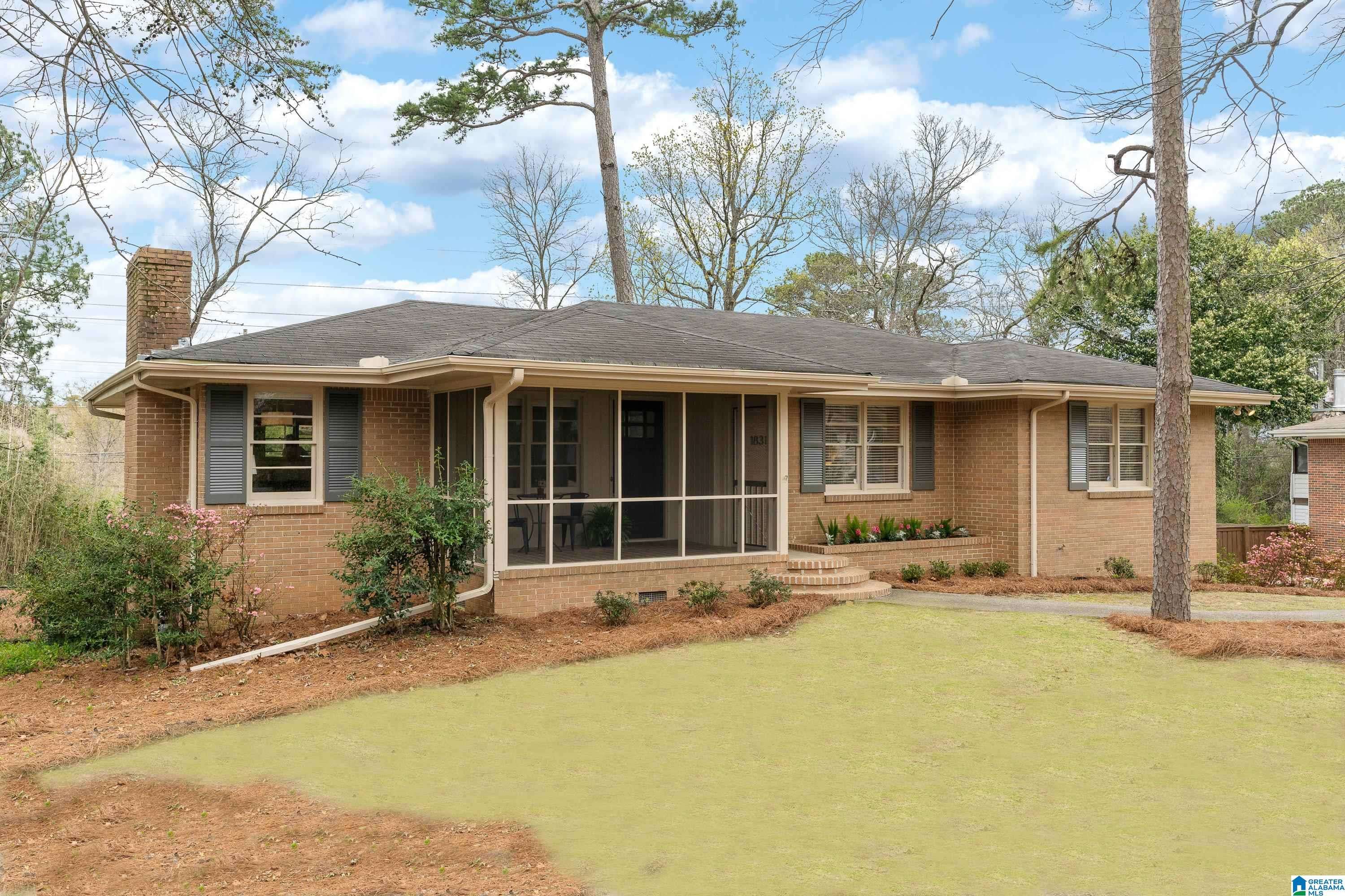 Vestavia Hills, AL 35216,1831 MONTCLAIRE DRIVE
