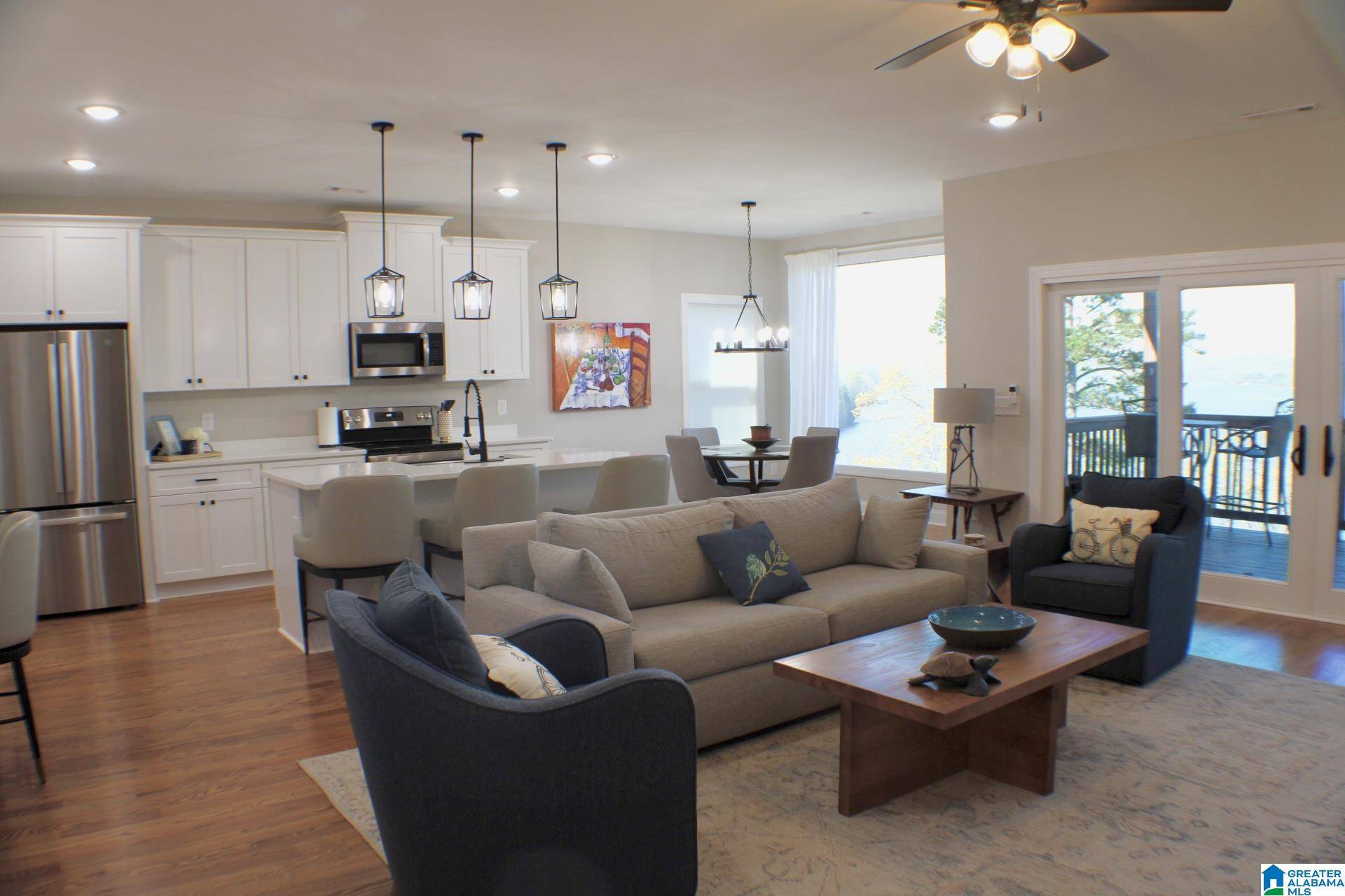 Talladega, AL 35160,260 SHORELINE VIEW