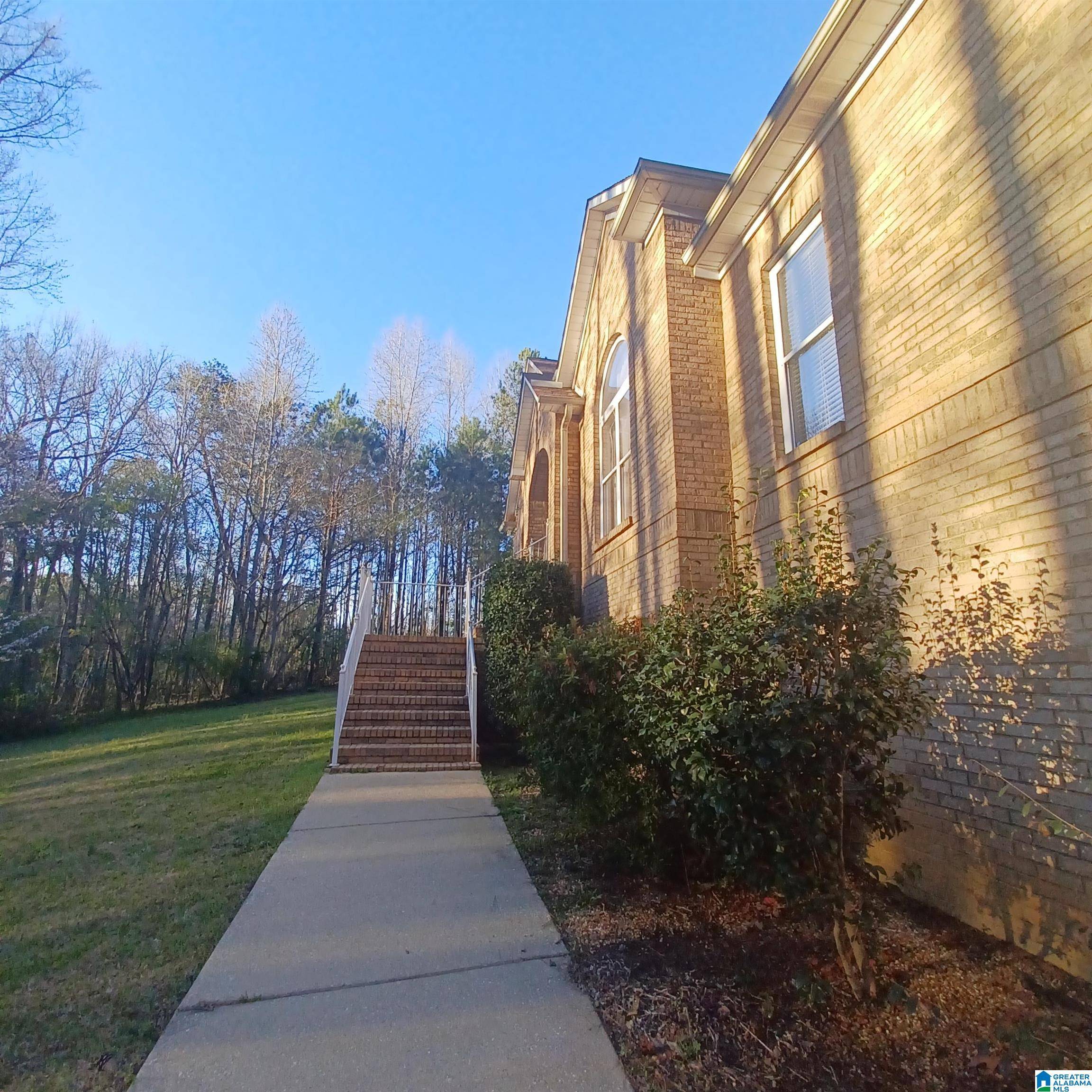 Bessemer, AL 35023,7459 15TH STREET ROAD