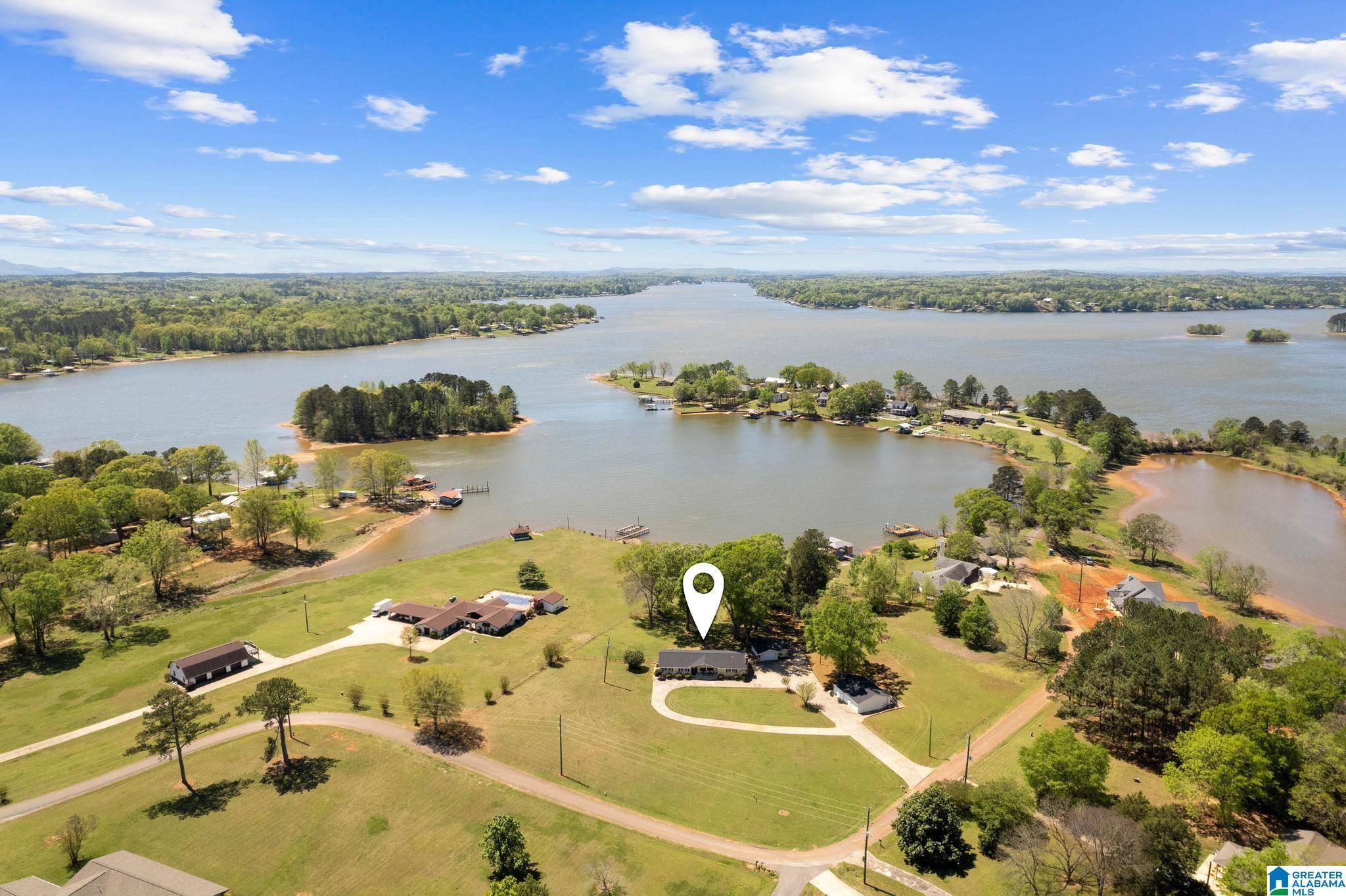Talladega, AL 35160,711 SHANNON LYNN SHORES LANE