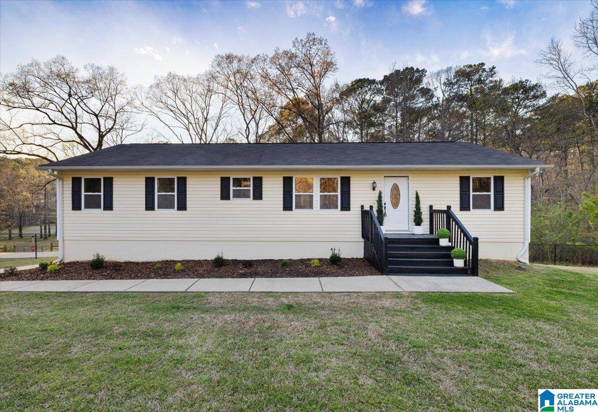 Talladega, AL 35160,145 N LAKESHORE DRIVE