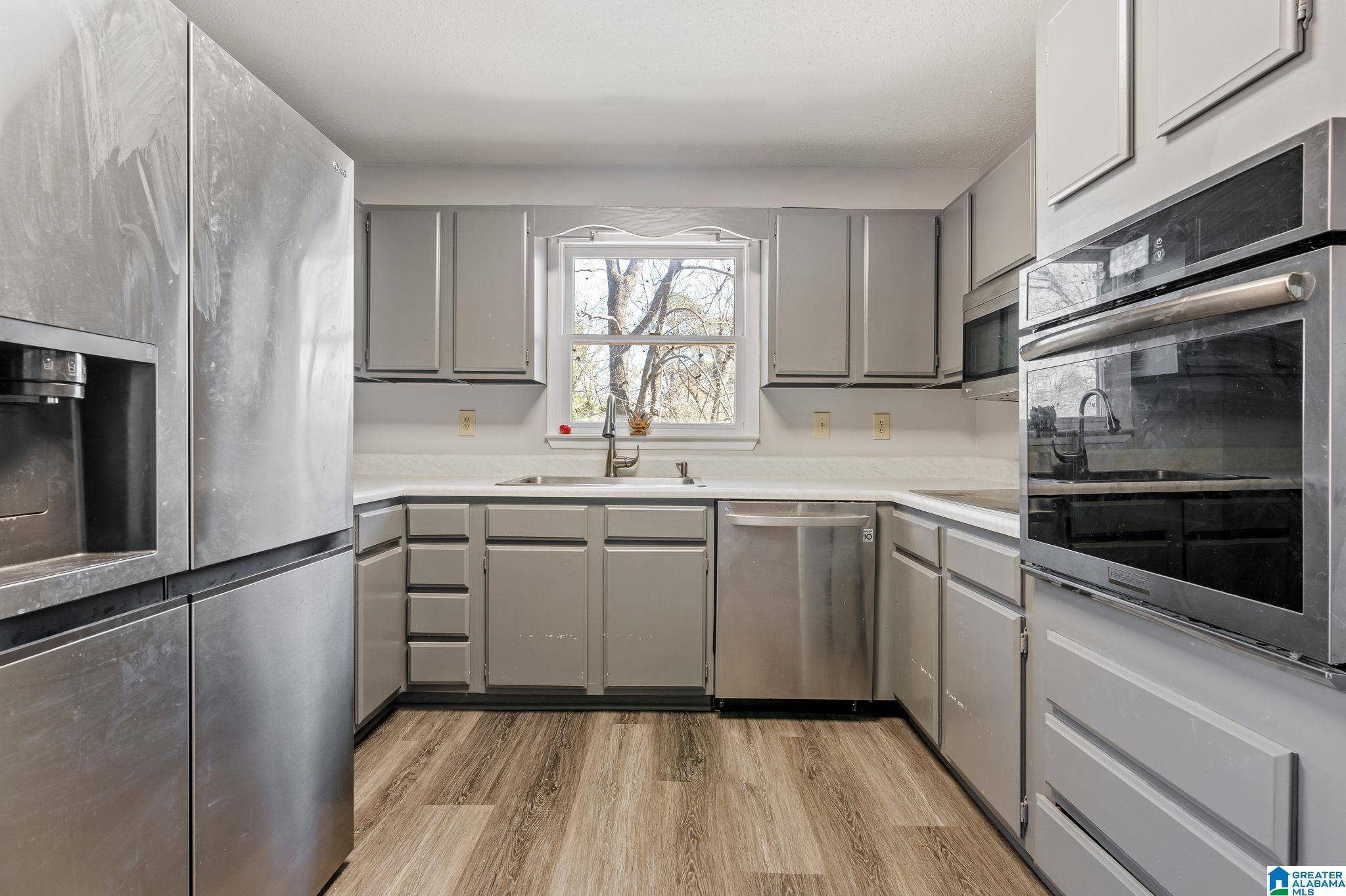 Birmingham, AL 35126,6191 TOWHEE DRIVE