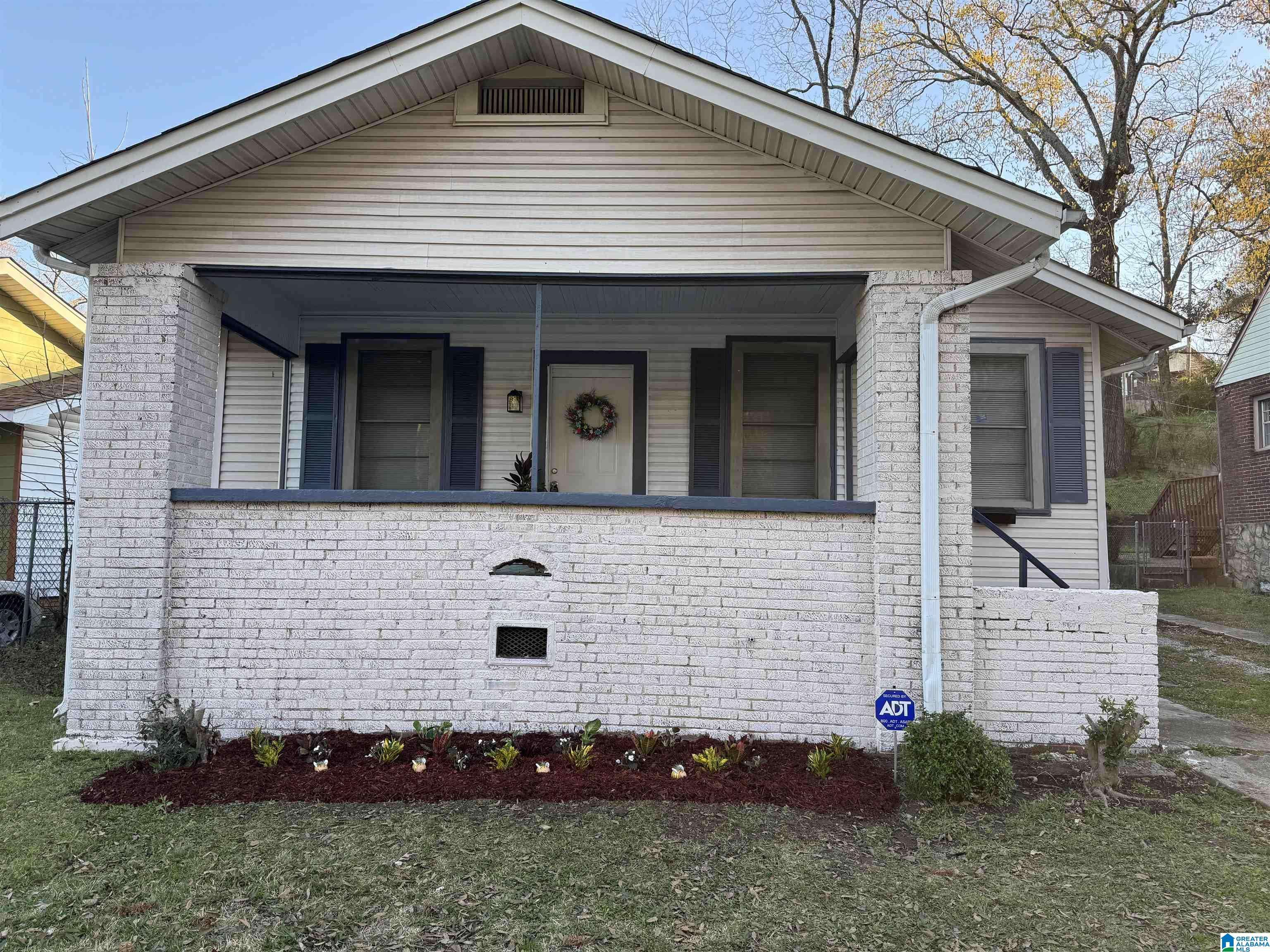 Birmingham, AL 35208,1521 GRAYMONT AVENUE W