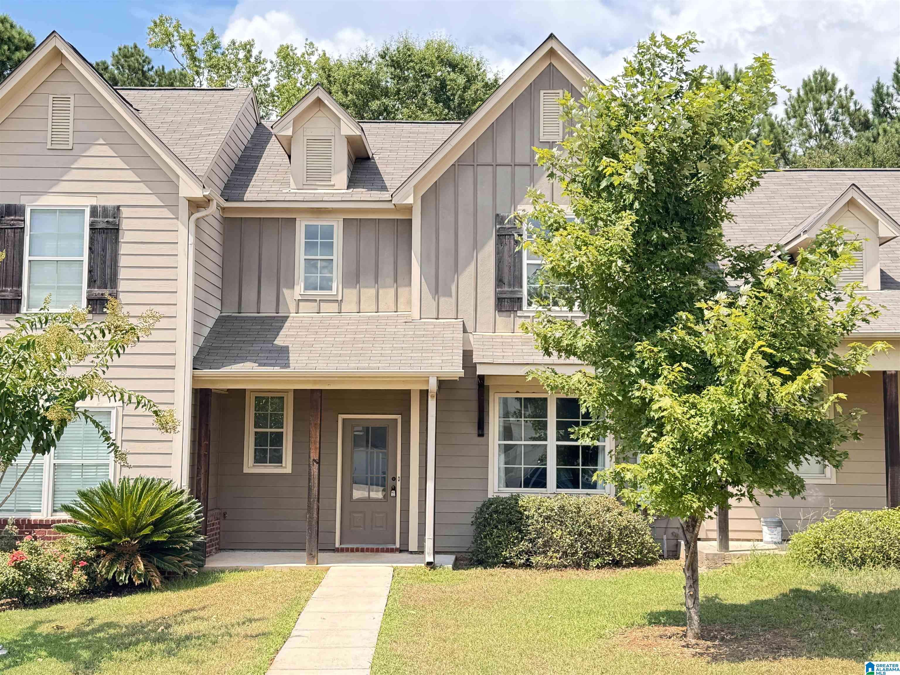 Calera, AL 35040,562 THE HEIGHTS LANE