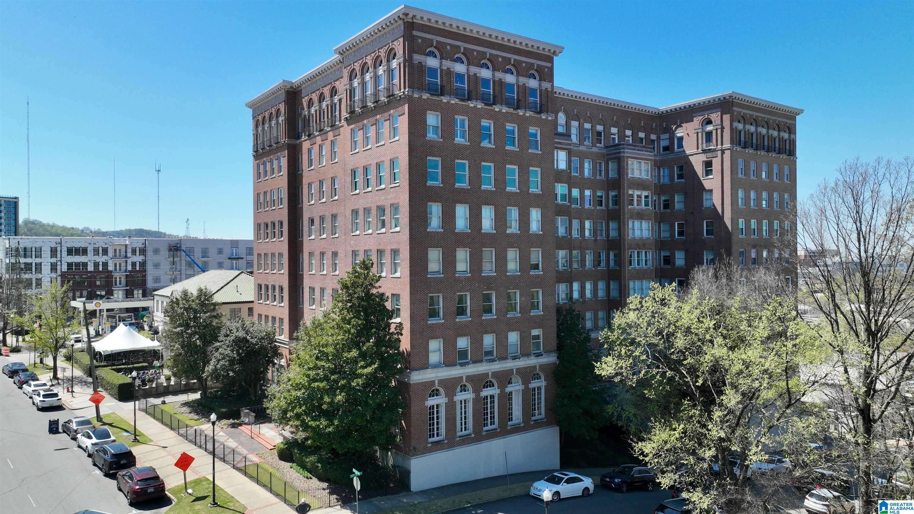 Birmingham, AL 35205,2250 HIGHLAND AVENUE S #32