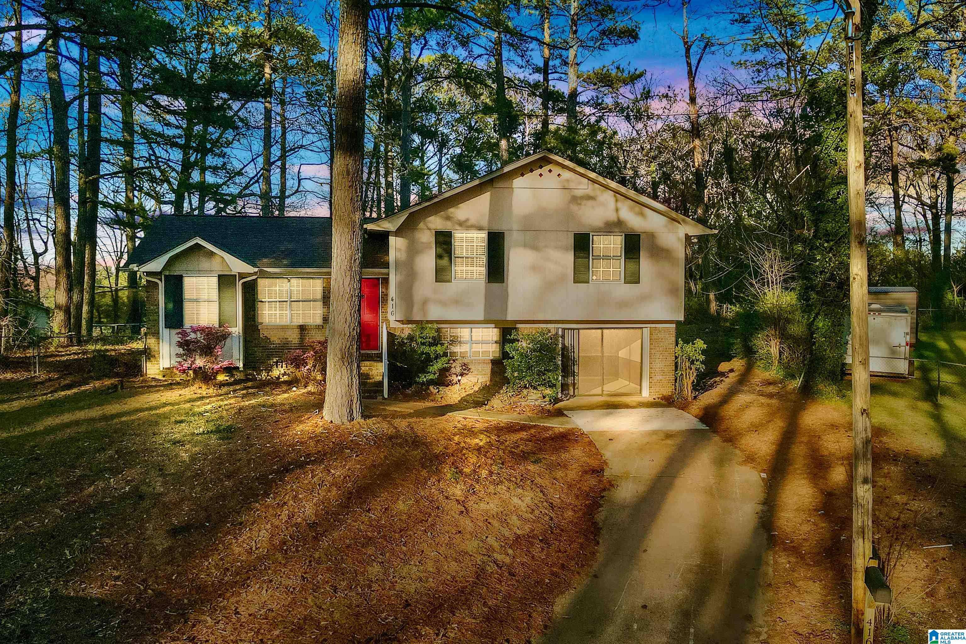 Center Point, AL 35215,416 WOODLAND COURT NE