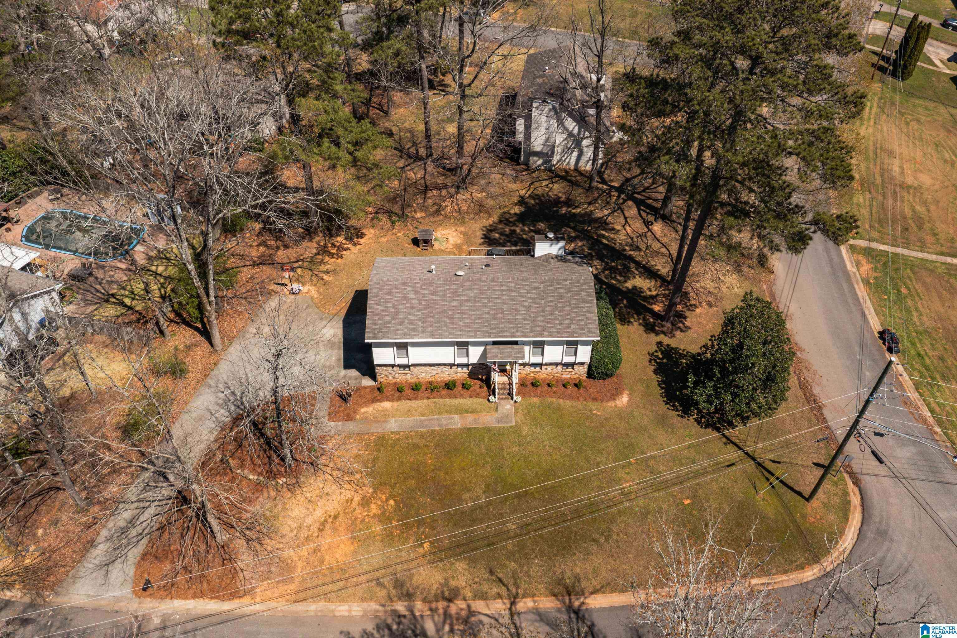 Trussville, AL 35173,748 OAK DRIVE E