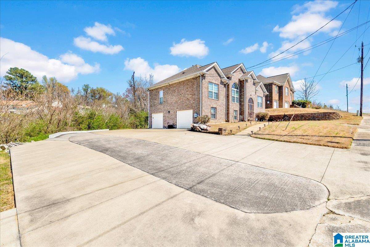 Birmingham, AL 35214,720 LAMPLIGHTER LANE