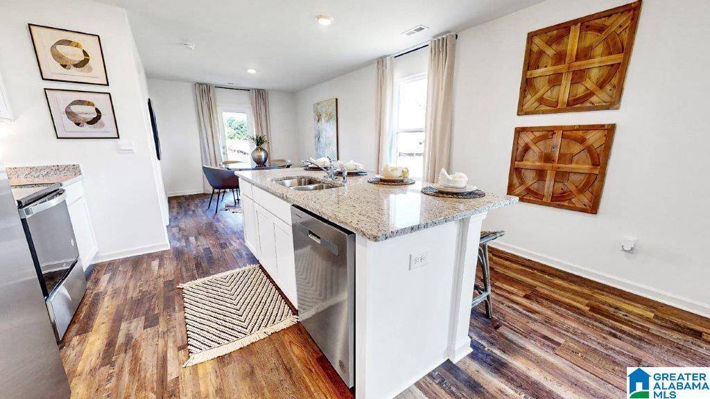 Odenville, AL 35120,595 STERLING PLACE