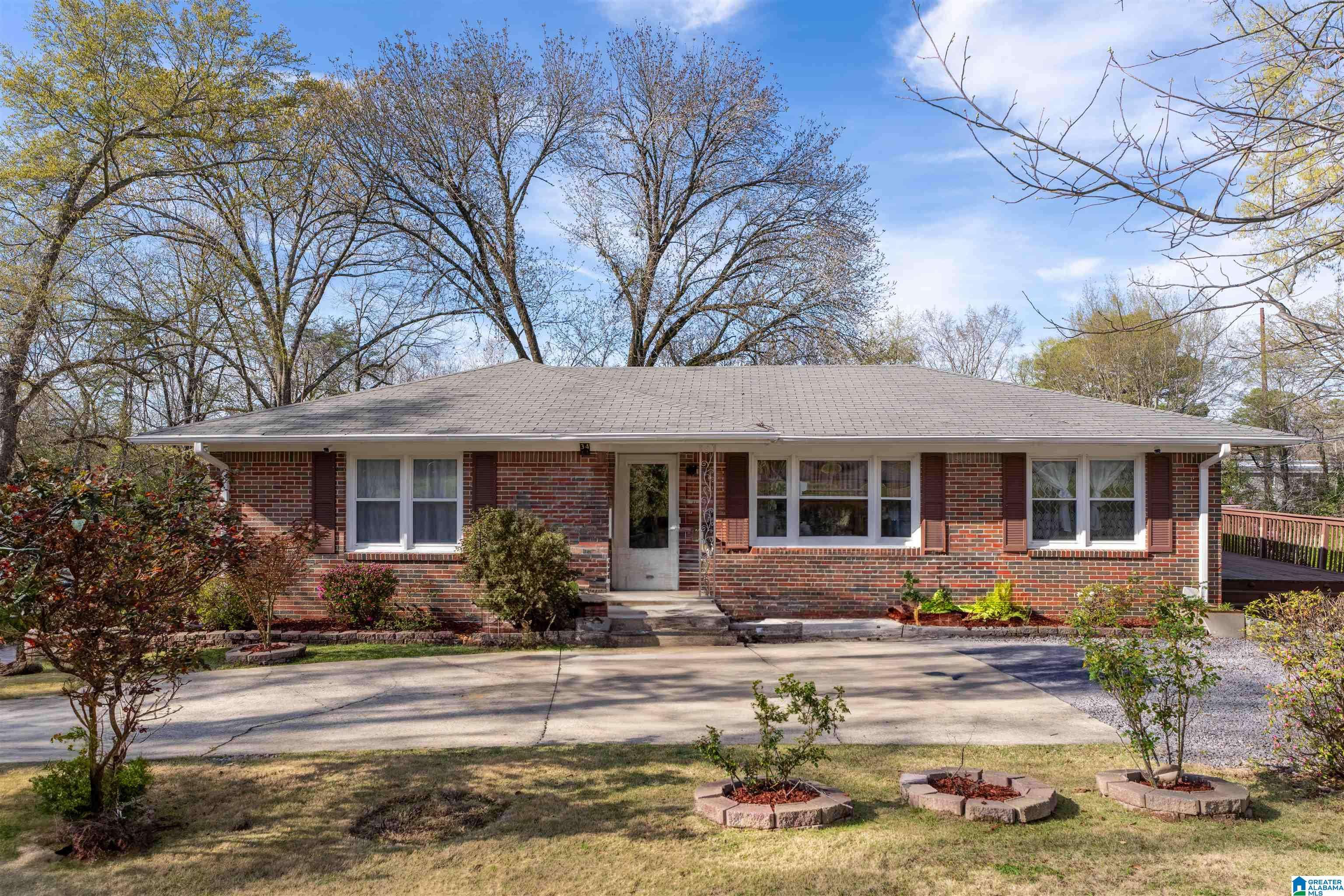 Center Point, AL 35215,34 DOGWOOD LANE