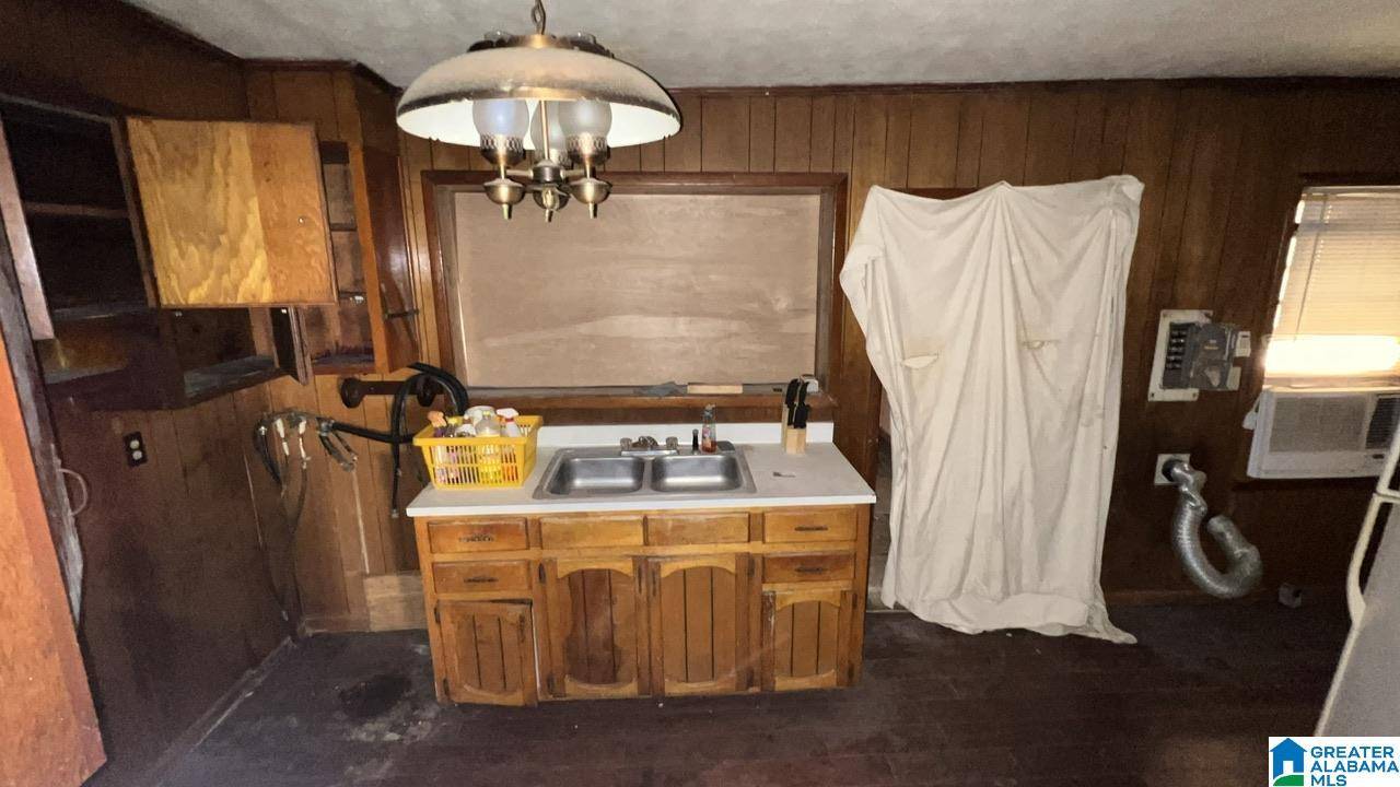 Ragland, AL 35131,1276 MAIN STREET