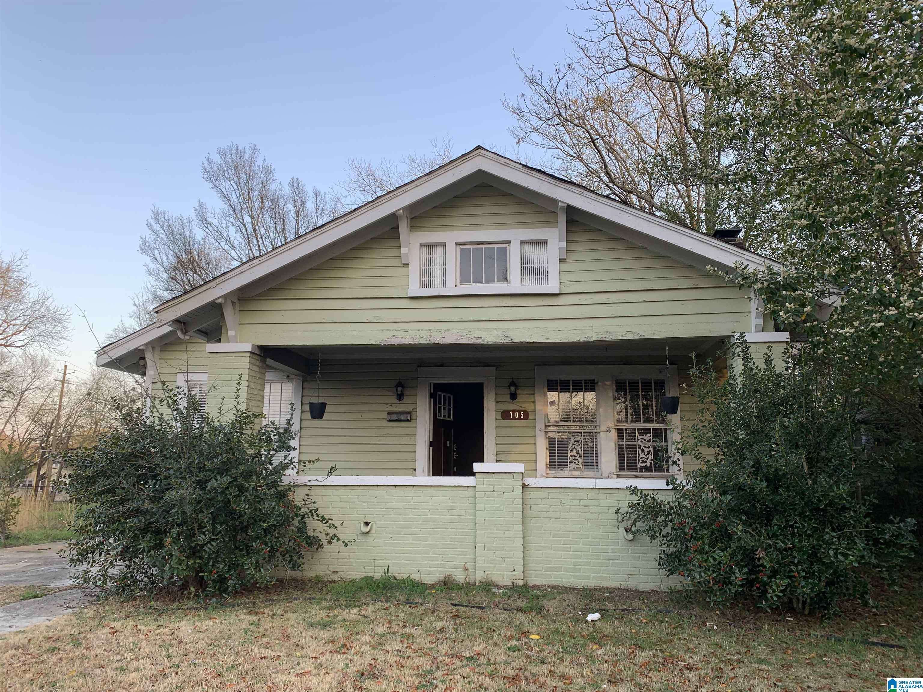 Birmingham, AL 35211,1705 STEINER AVENUE SW