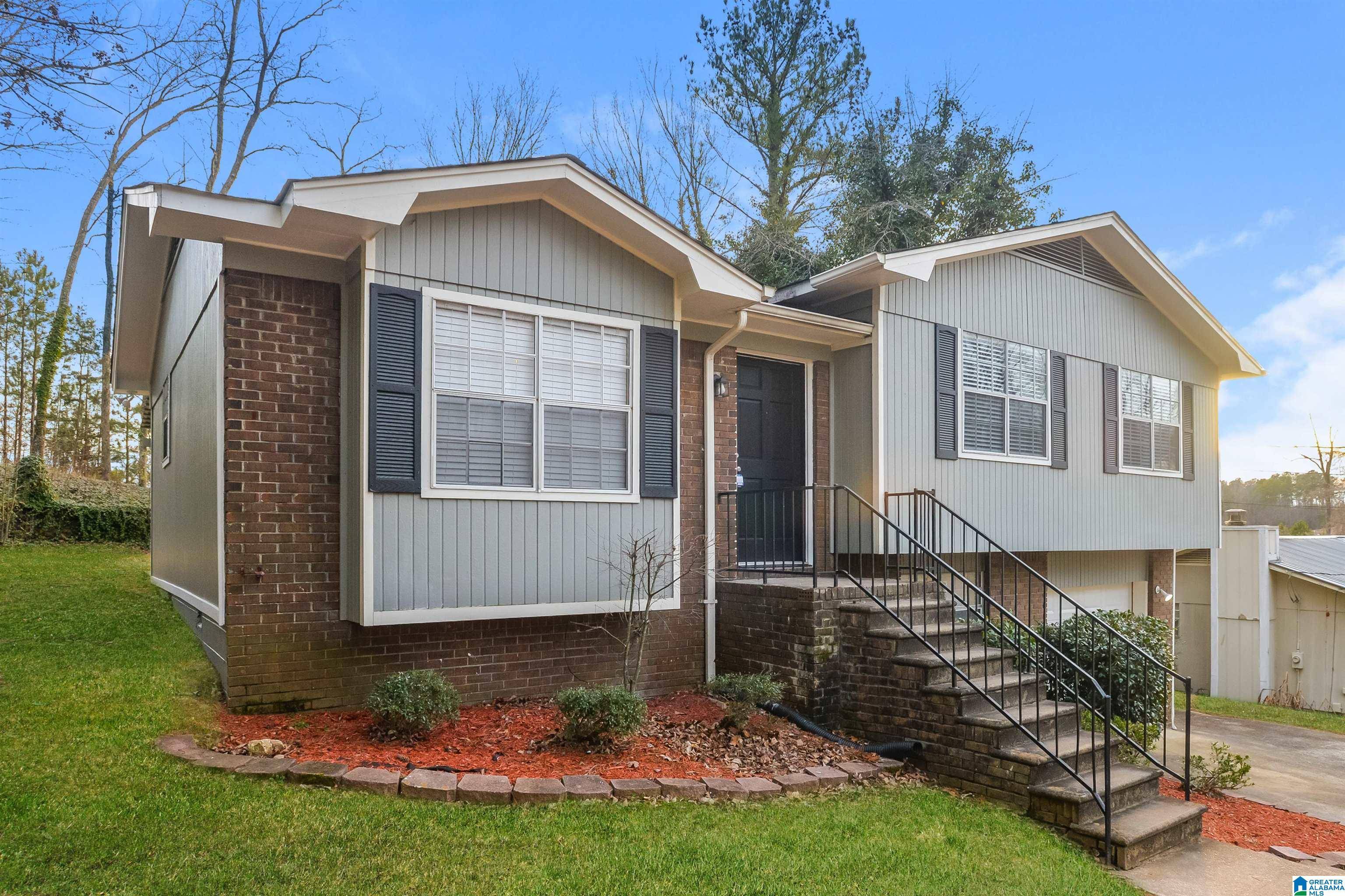 Pinson, AL 35126,5049 DARLENE DRIVE