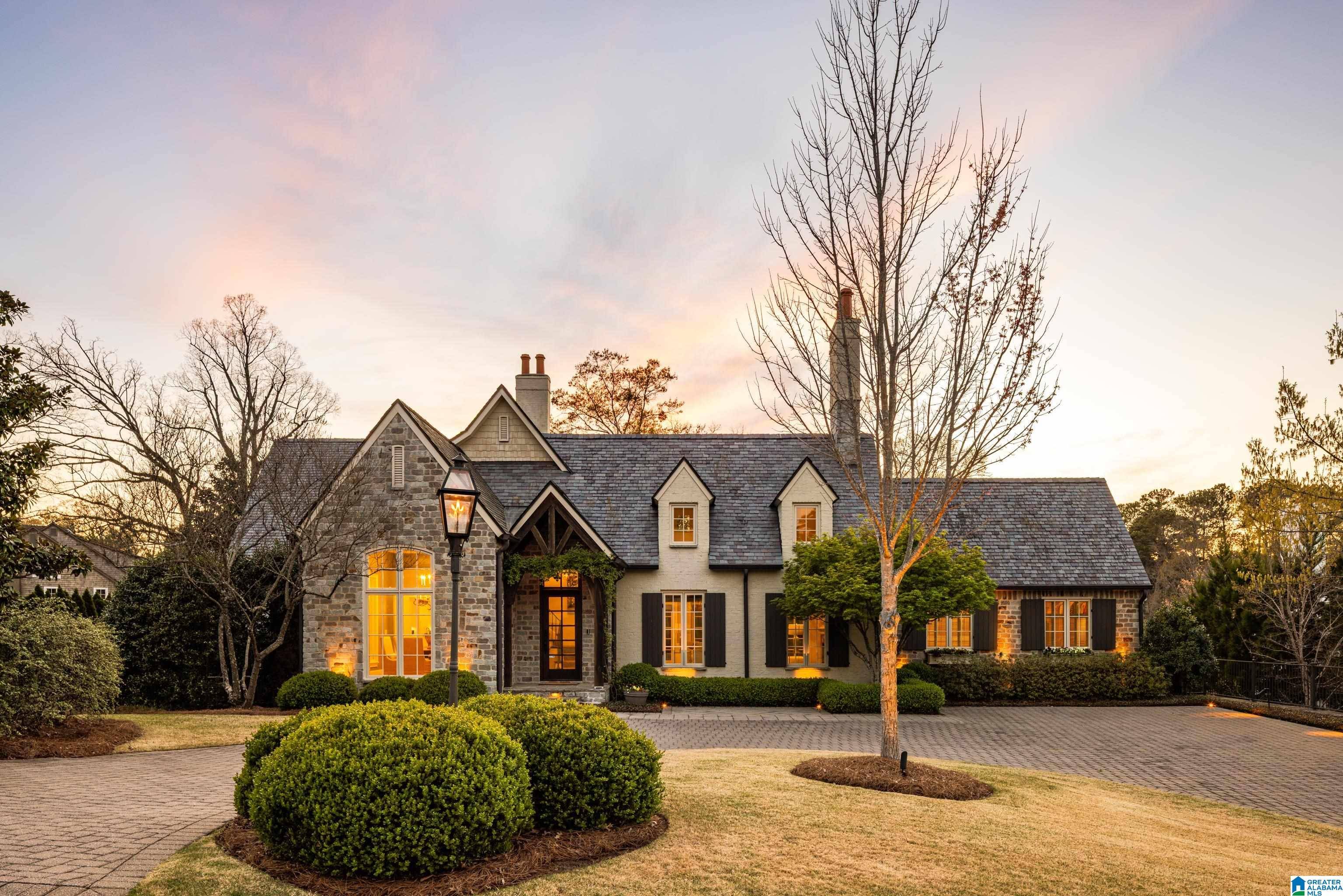 Mountain Brook, AL 35213,3 STONEHURST GREEN