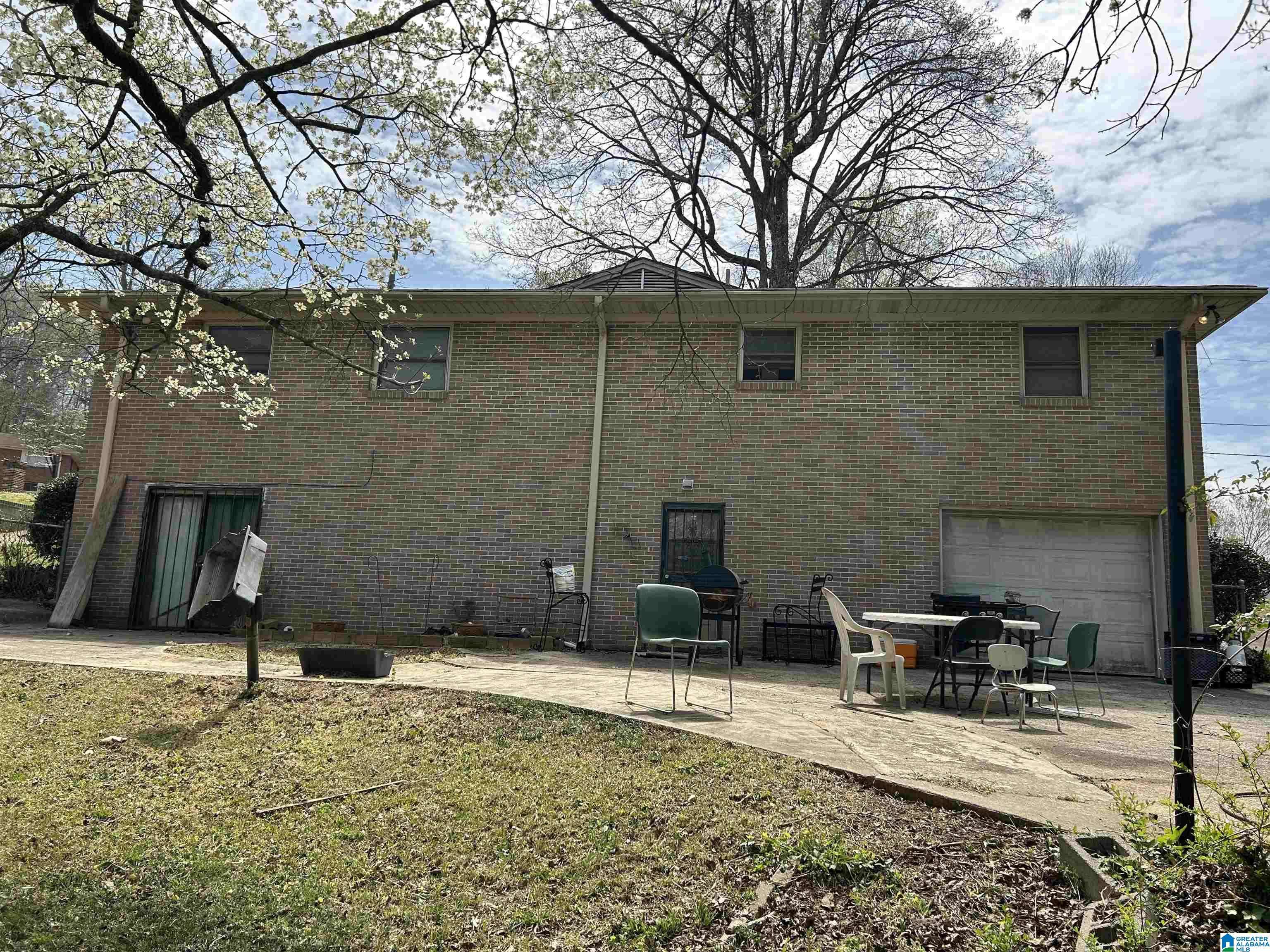 Birmingham, AL 35235,920 BARNISDALE ROAD