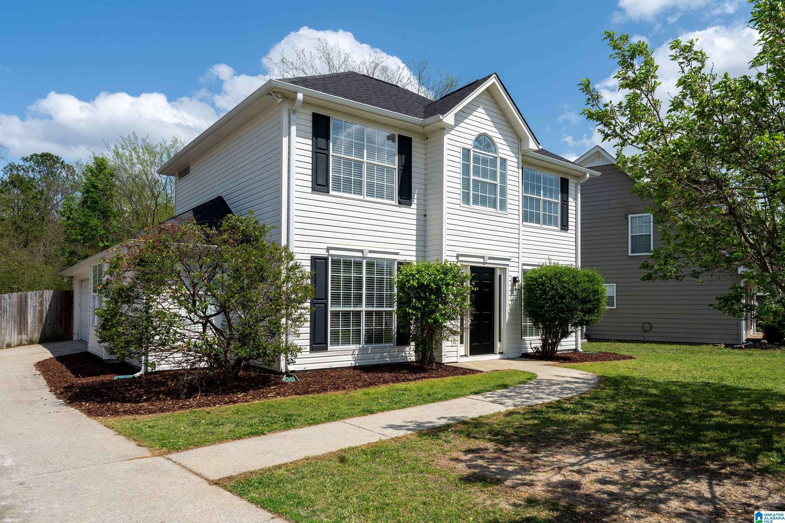 Helena, AL 35080,518 LAUREL WOODS TRAIL