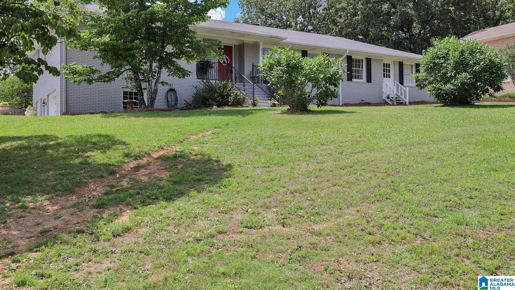 Alabaster, AL 35007,825 BURNING TREE TRAIL