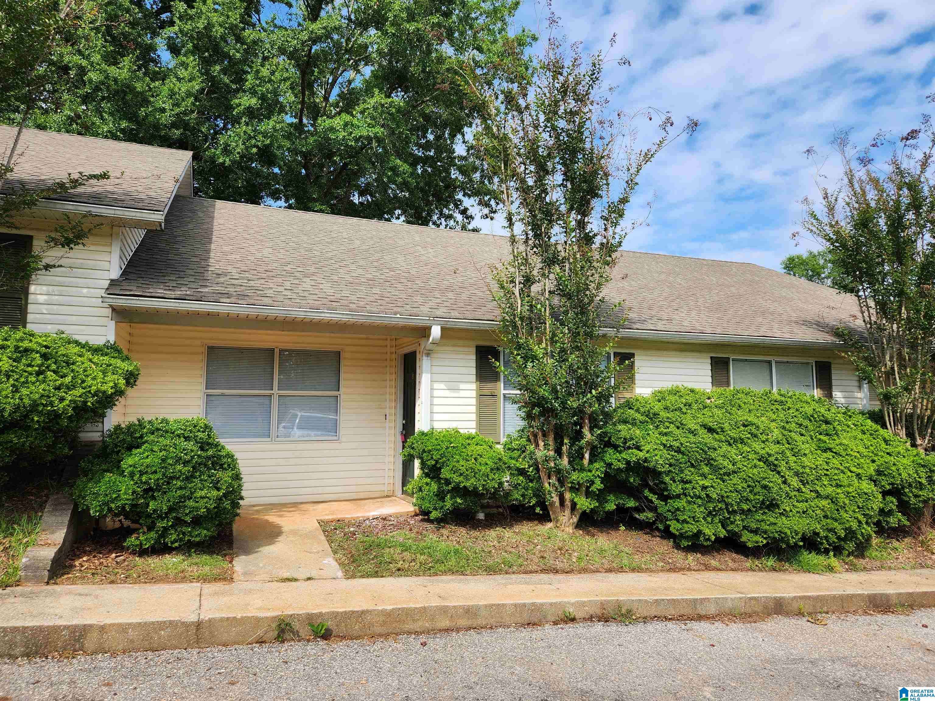 Montevallo, AL 35115,430 CANTERBURY ROAD #D