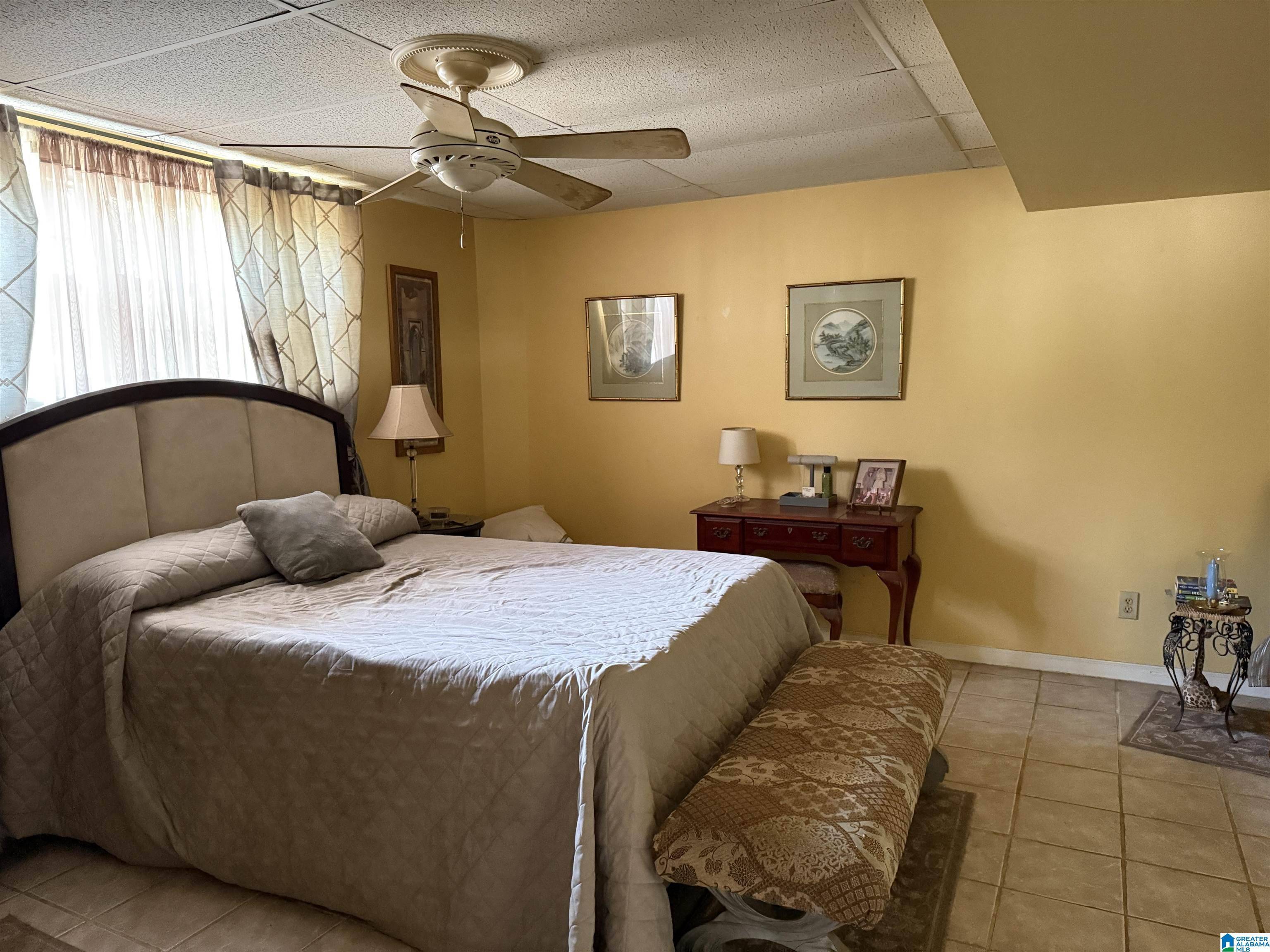 Alabaster, AL 35007,1520 TROPICAL CIRCLE