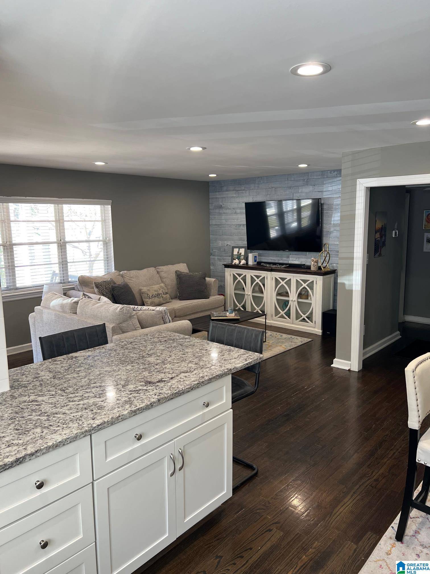 Irondale, AL 35210,1327 MARION DRIVE