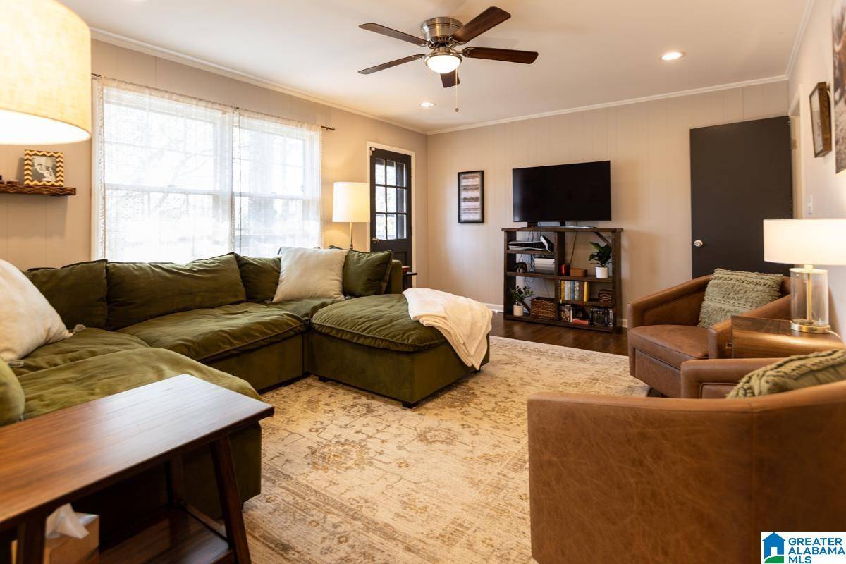 Birmingham, AL 35235,908 RIDGEWOOD CIRCLE