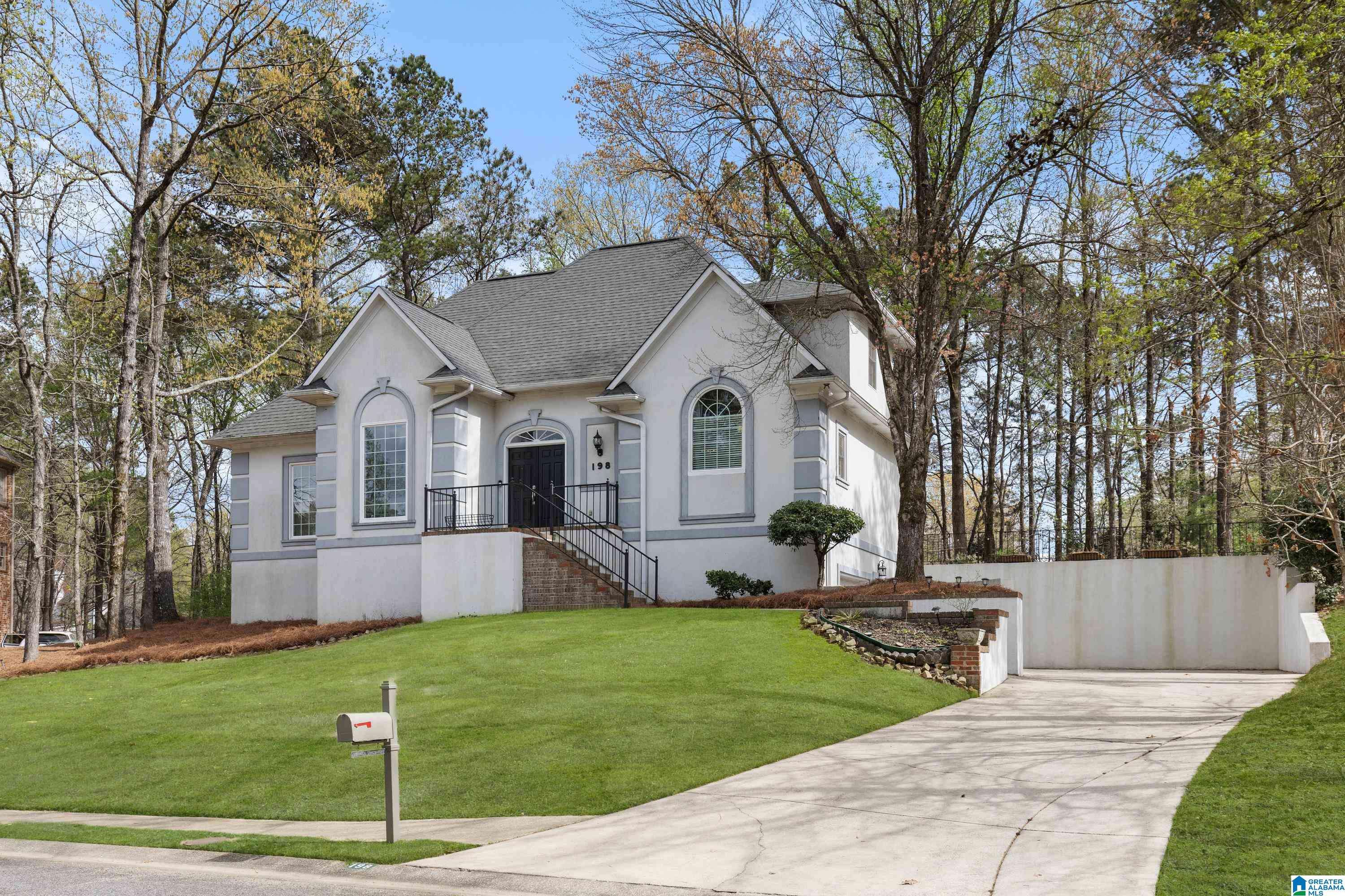 Hoover, AL 35244,198 BROOK TRACE DRIVE