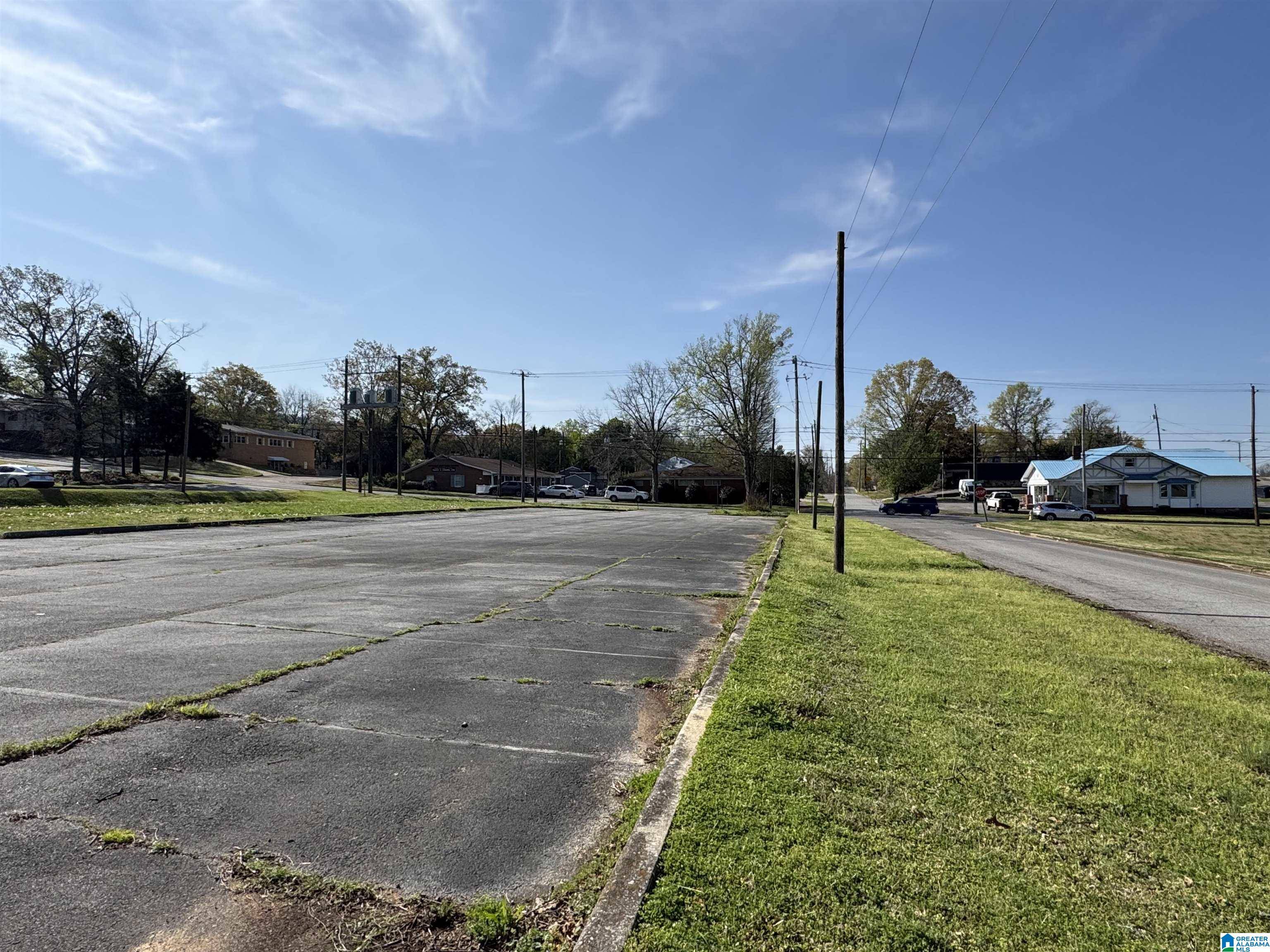 Anniston, AL 36207,711 E 10TH STREET