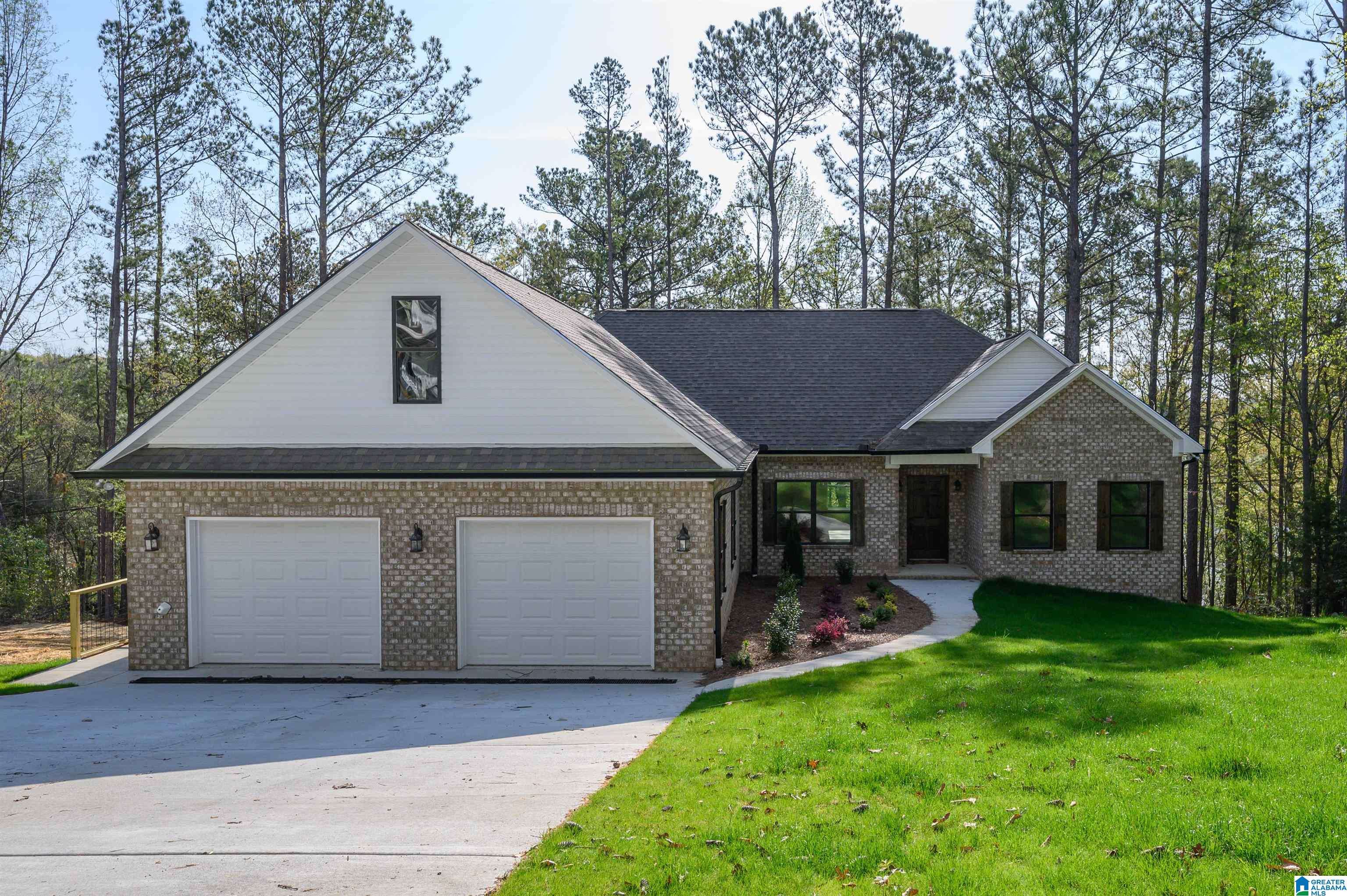 Pell City, AL 35128,4954 AUTUMN RIDGE TRAIL