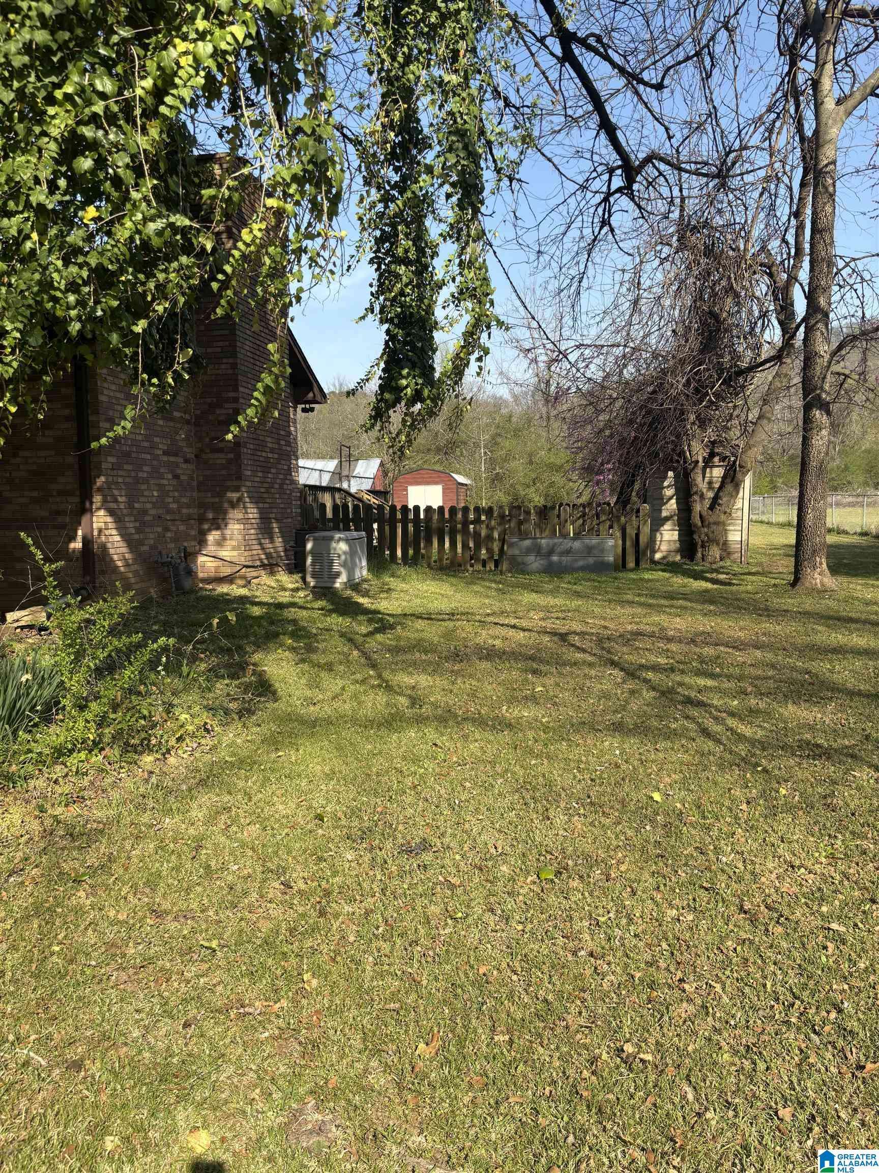 Pinson, AL 35126,8041 BROOKWOOD ROAD