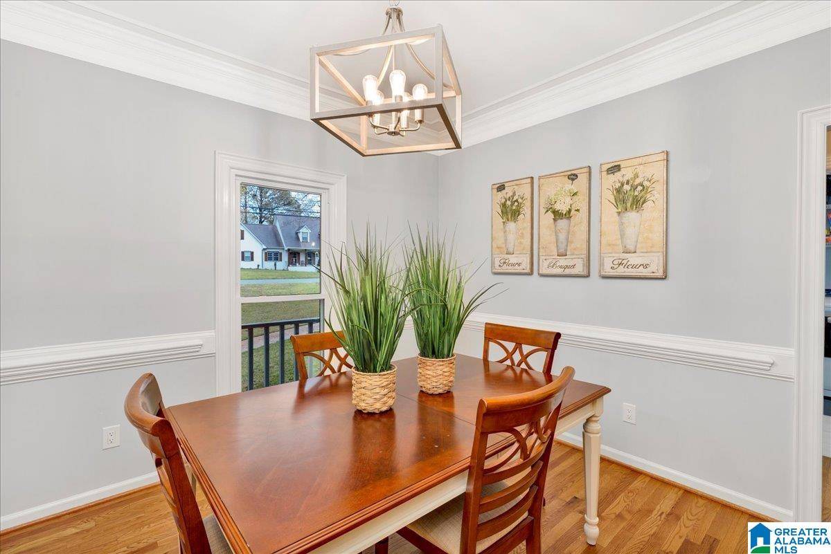 Hoover, AL 35244,721 HEATHERWOOD DRIVE