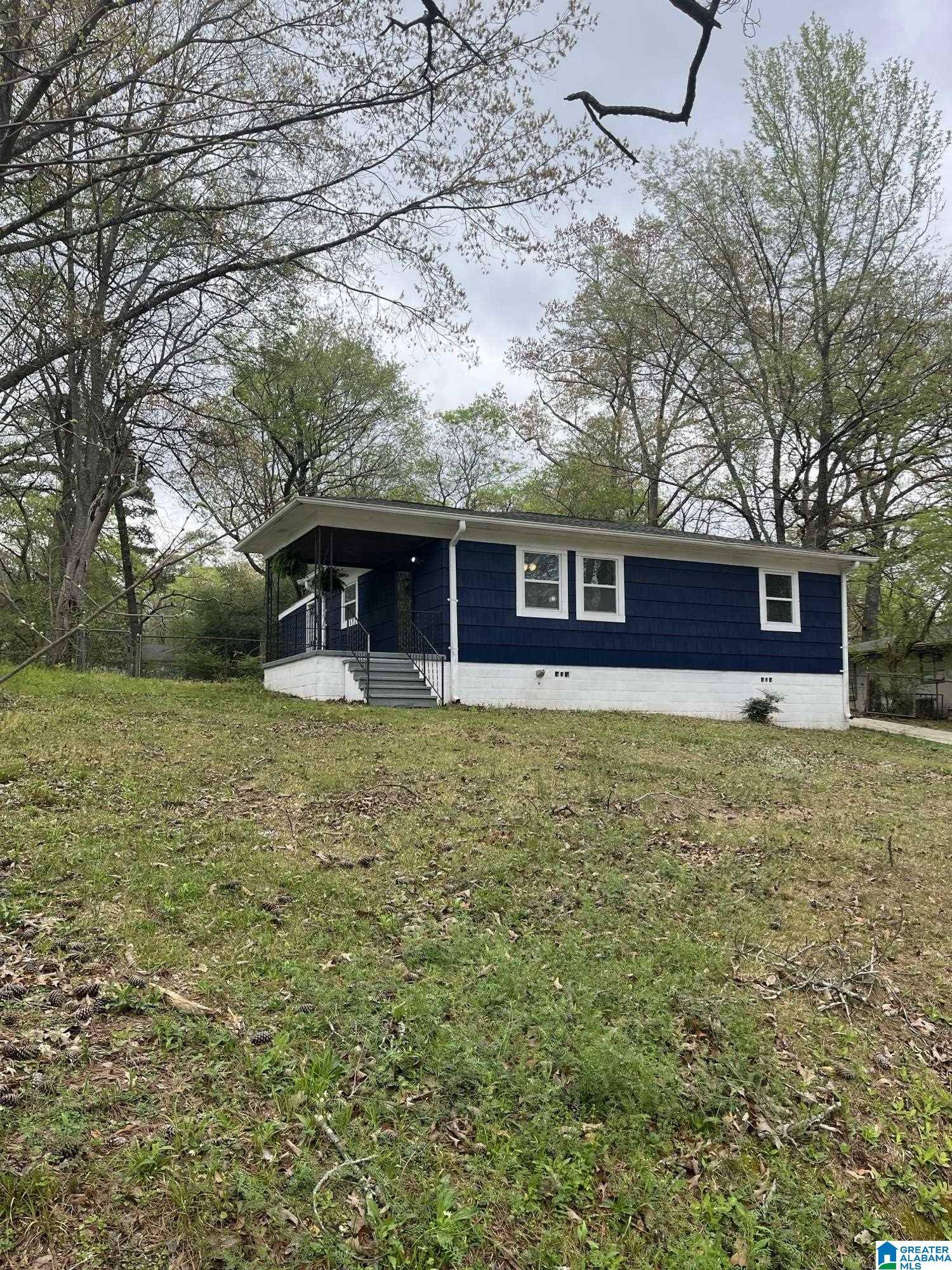 Birmingham, AL 35215,1121 BIRCHWOOD STREET