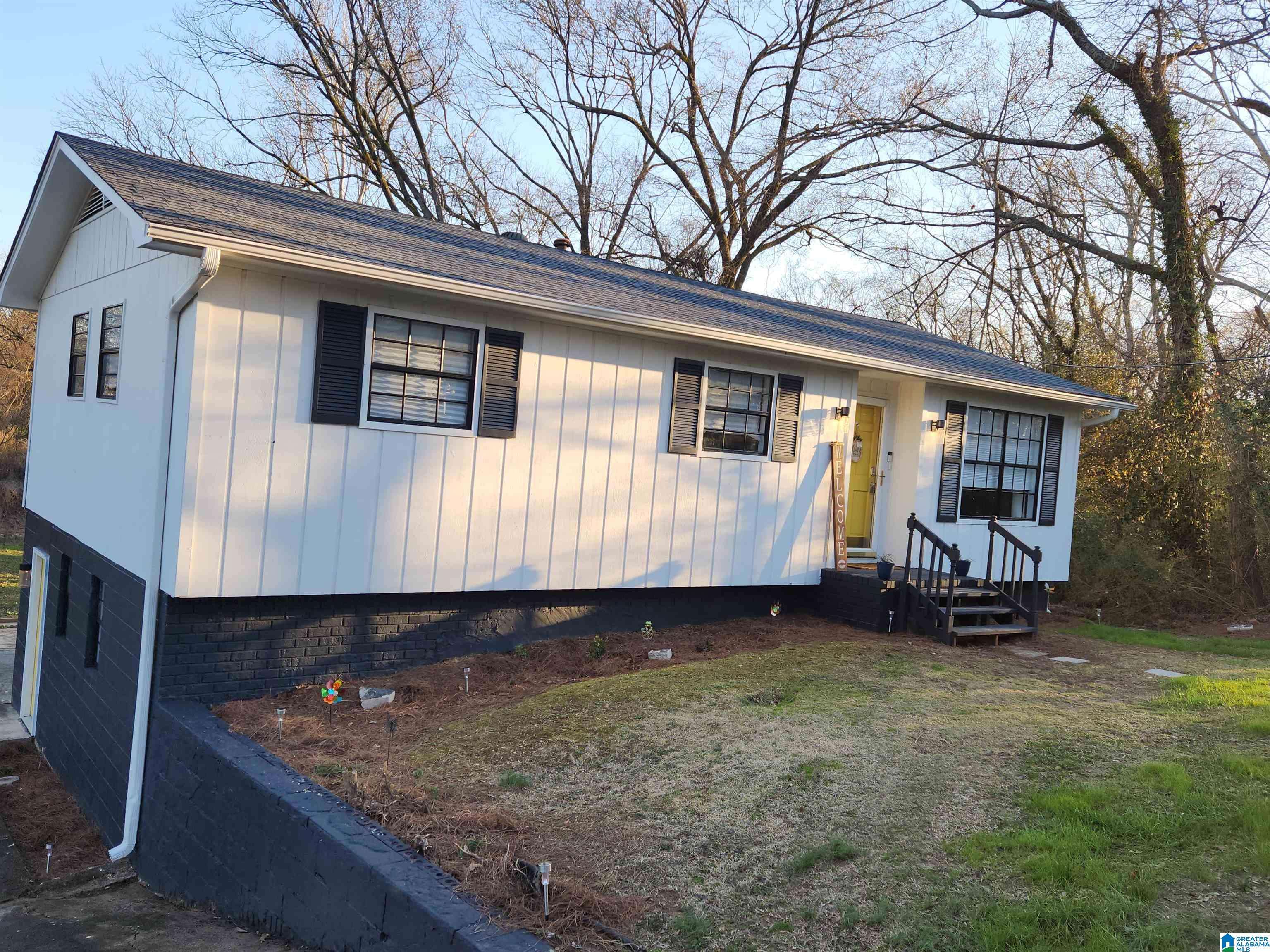 Birmingham, AL 35215,513 CAMELLIA ROAD