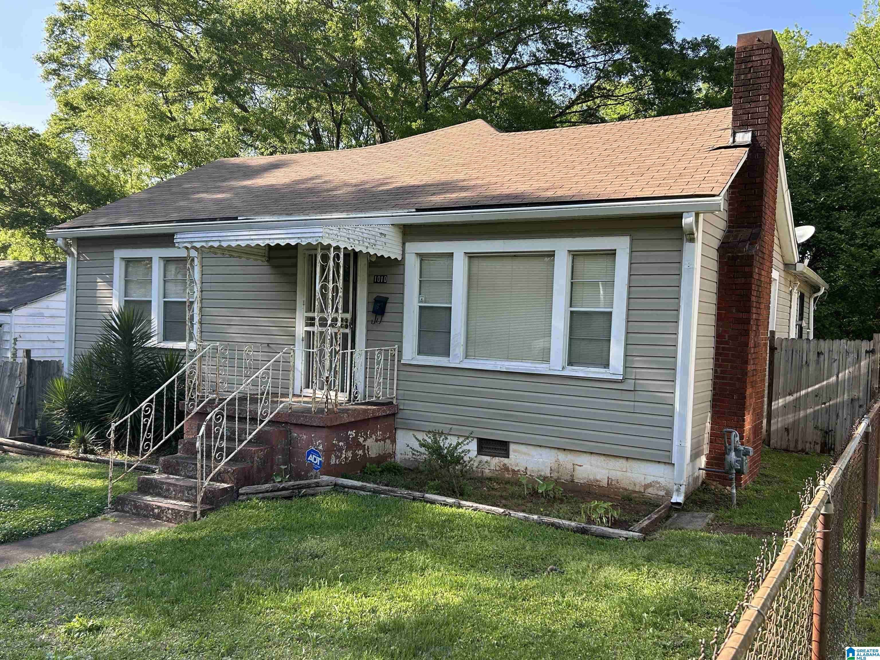 Midfield, AL 35228,1010 7TH AVENUE
